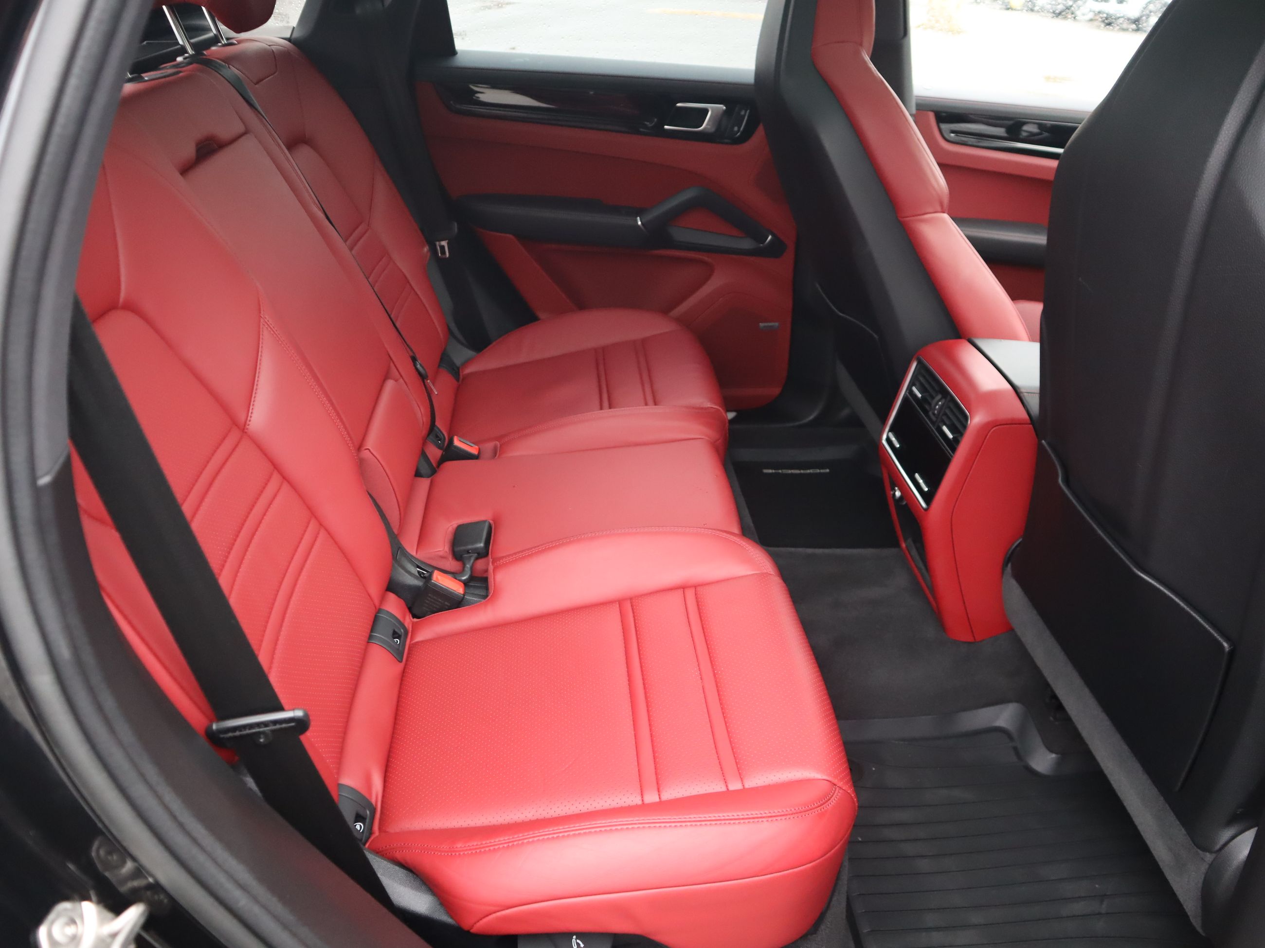 Porsche Cayenne  2022 à Vancouver, Colombie-Britannique