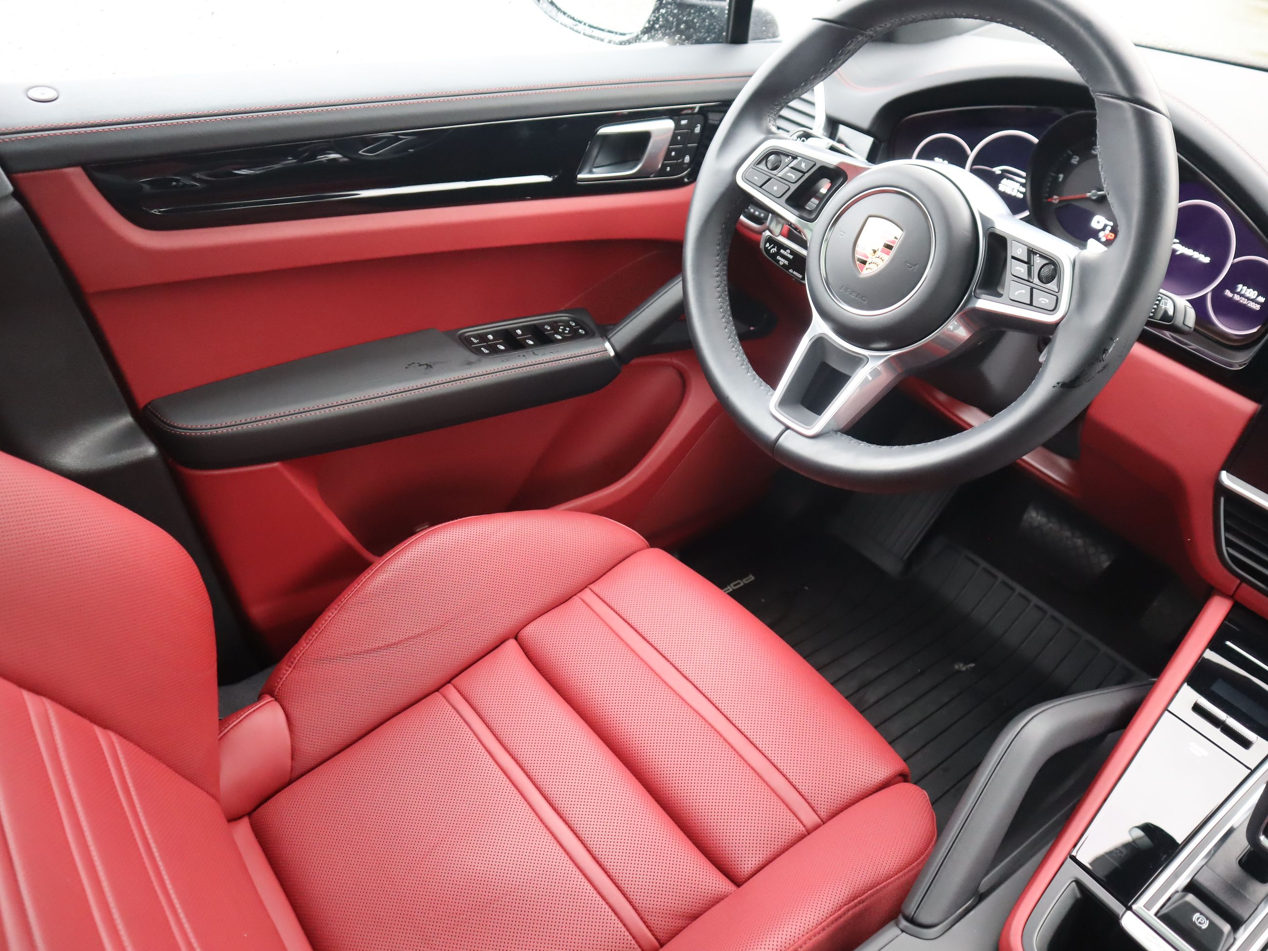 Porsche Cayenne  2022 à Vancouver, Colombie-Britannique