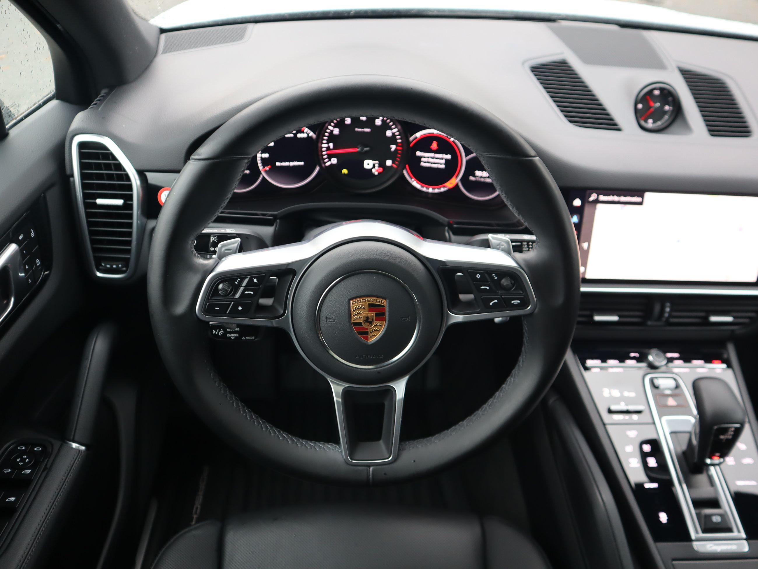 2022 Porsche Cayenne in Vancouver, British Columbia