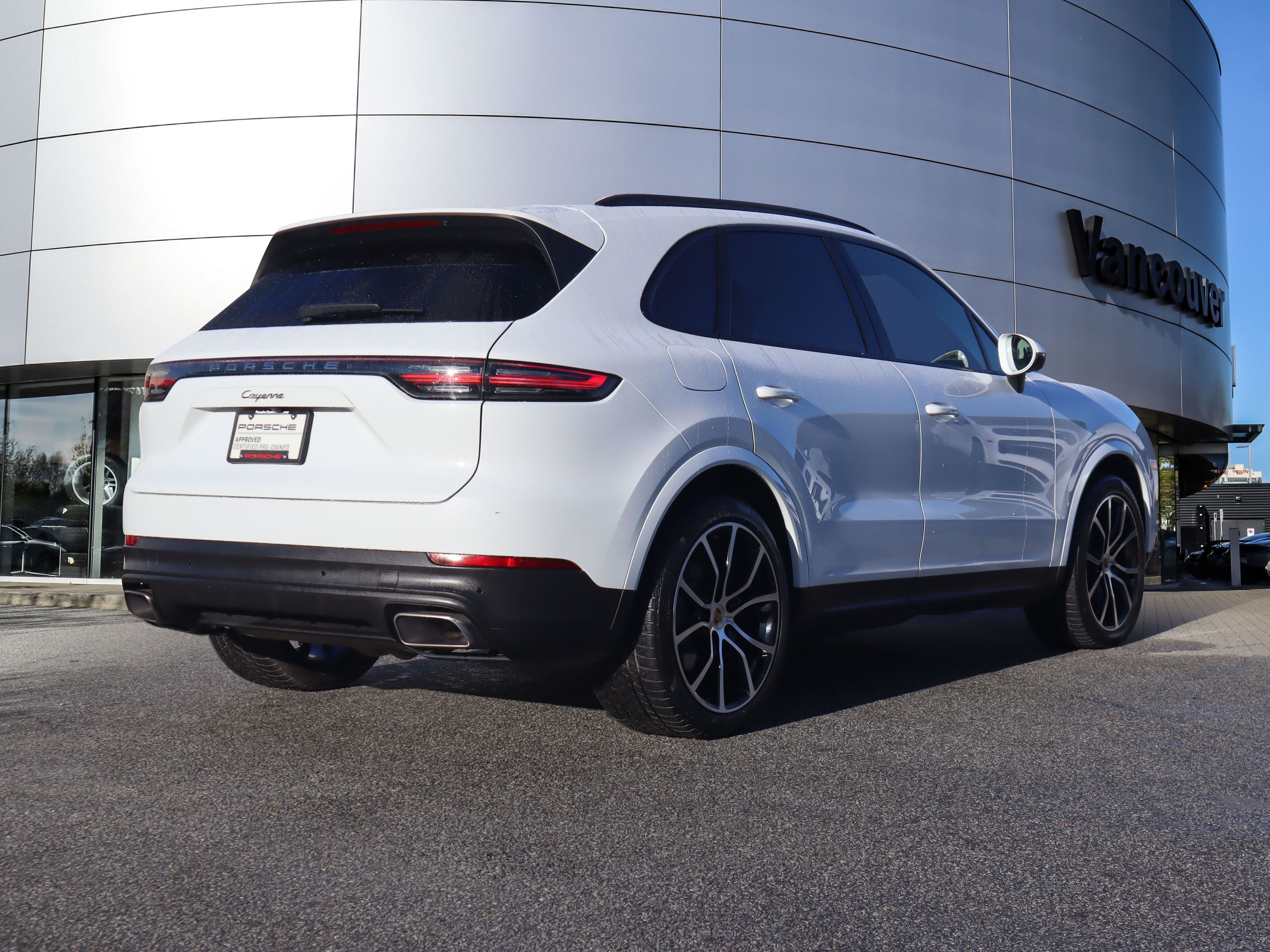 2022 Porsche Cayenne in Vancouver, British Columbia