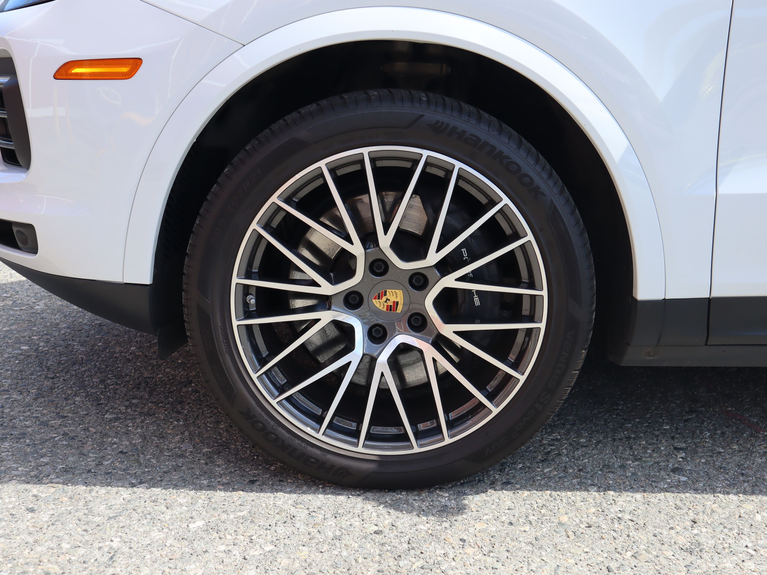2022 Porsche Cayenne in Vancouver, British Columbia
