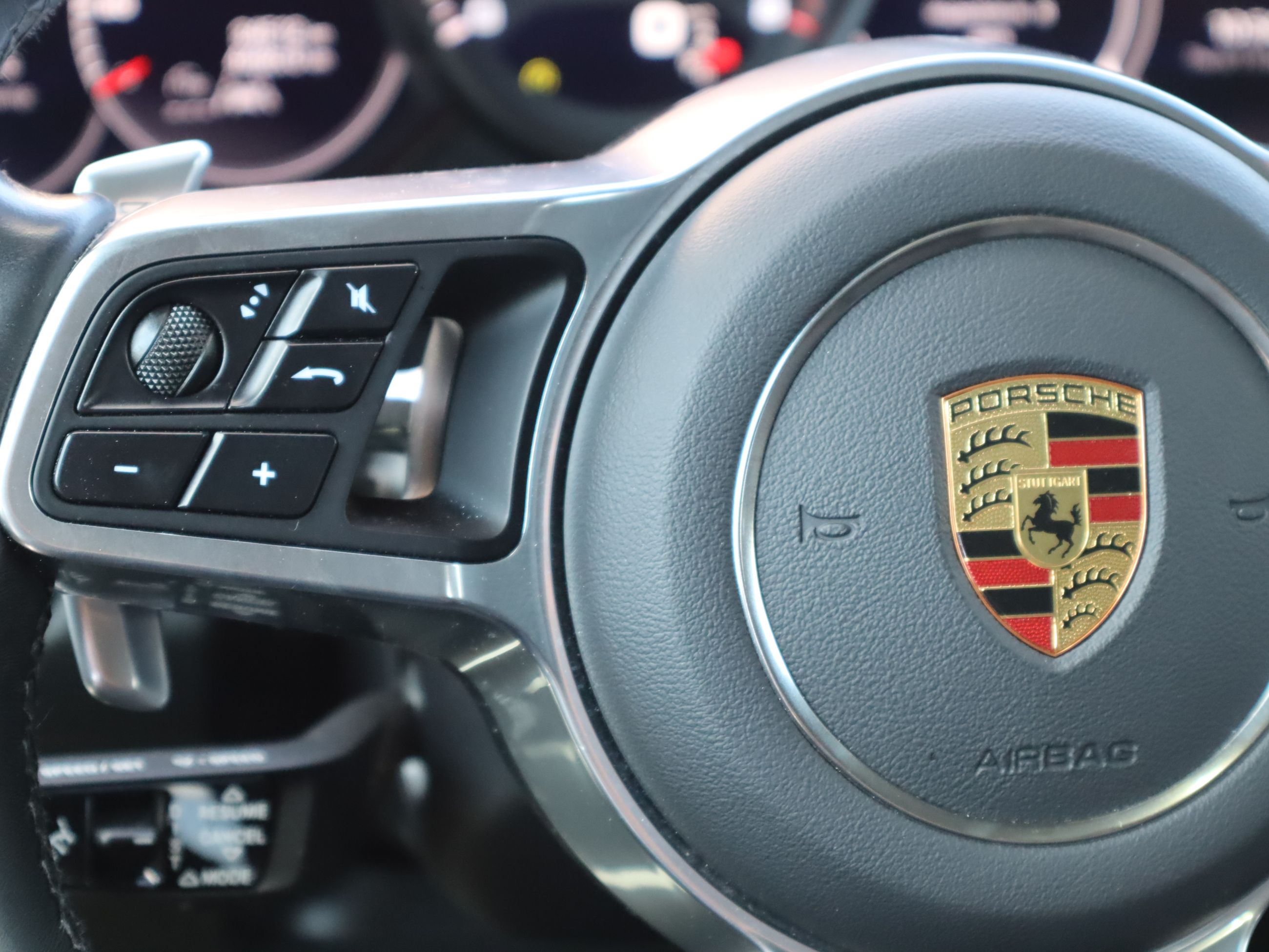 2022 Porsche Cayenne in Vancouver, British Columbia