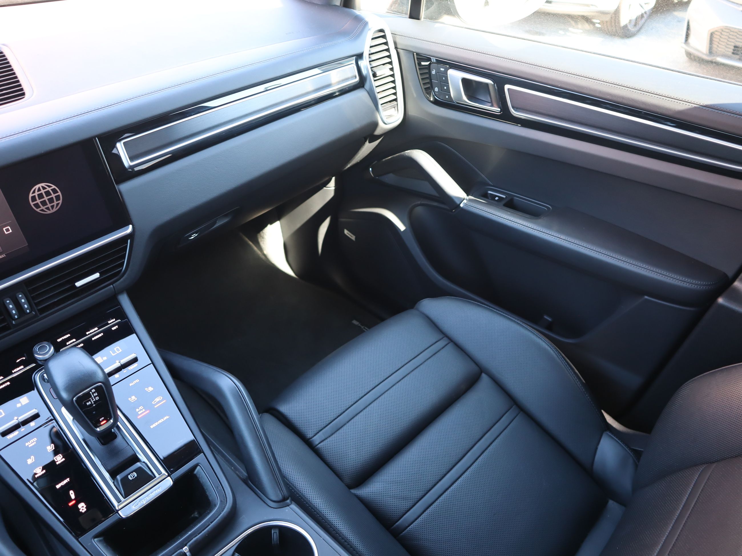 Porsche Cayenne  2022 à Vancouver, Colombie-Britannique