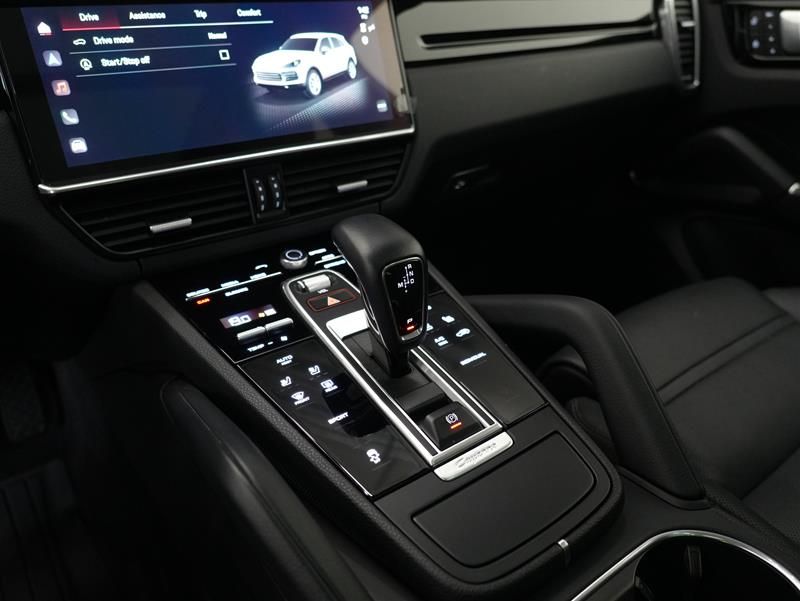 2022 Porsche Cayenne in Vancouver, British Columbia