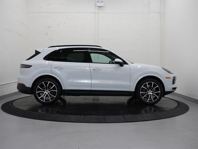 2022 Porsche Cayenne in Vancouver, British Columbia