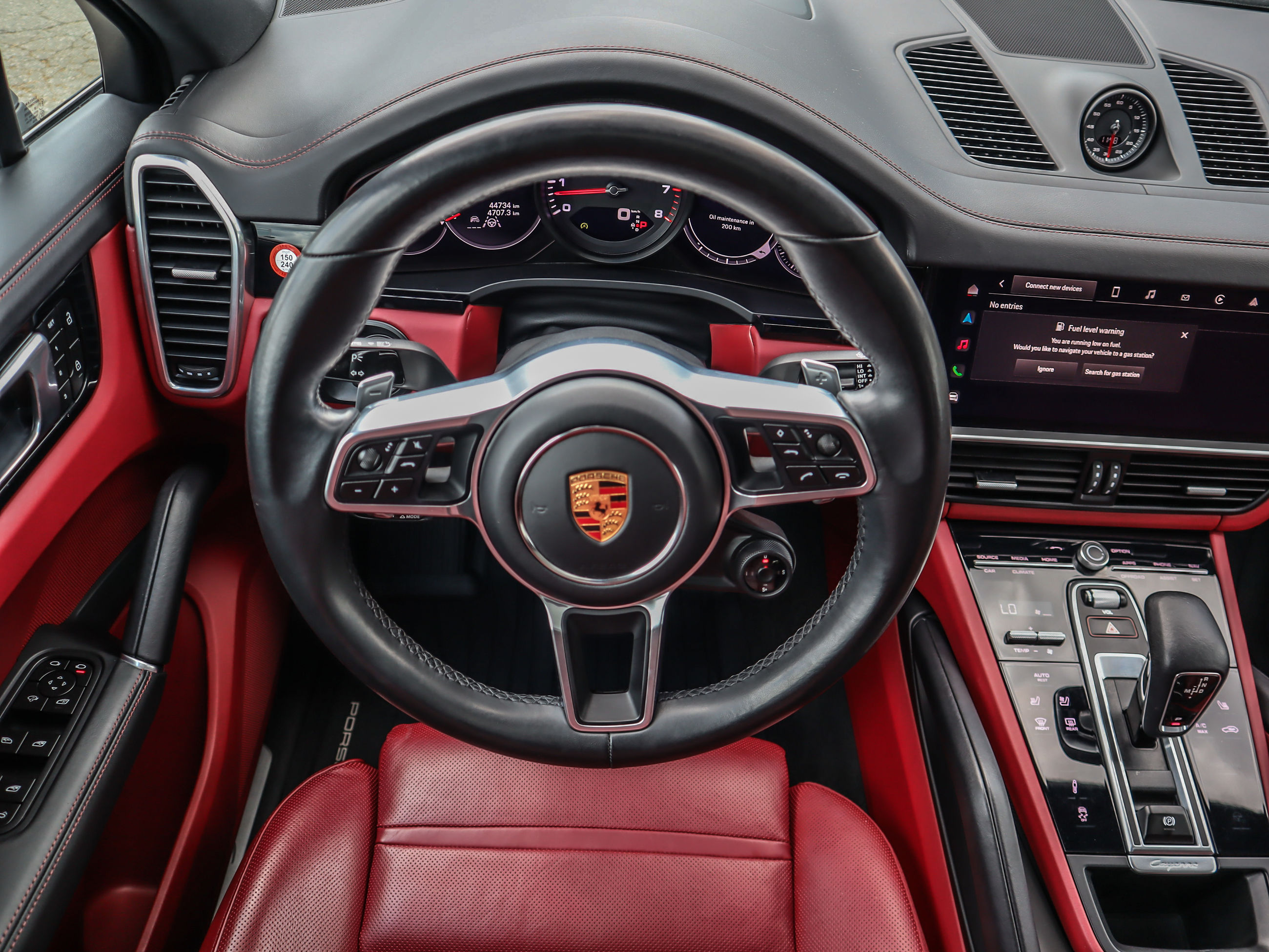 2023 Porsche Cayenne in Vancouver, British Columbia