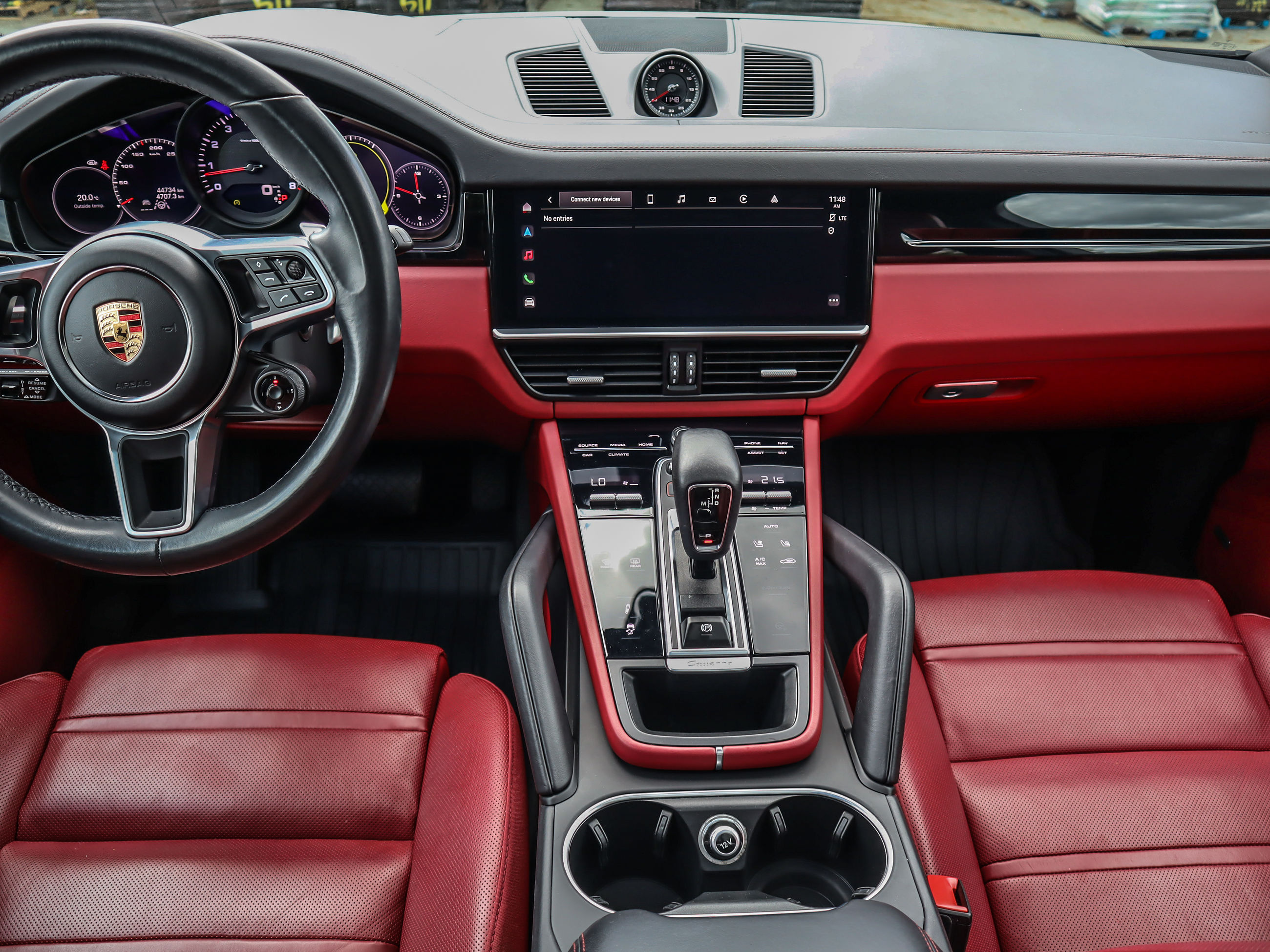 2023 Porsche Cayenne in Vancouver, British Columbia