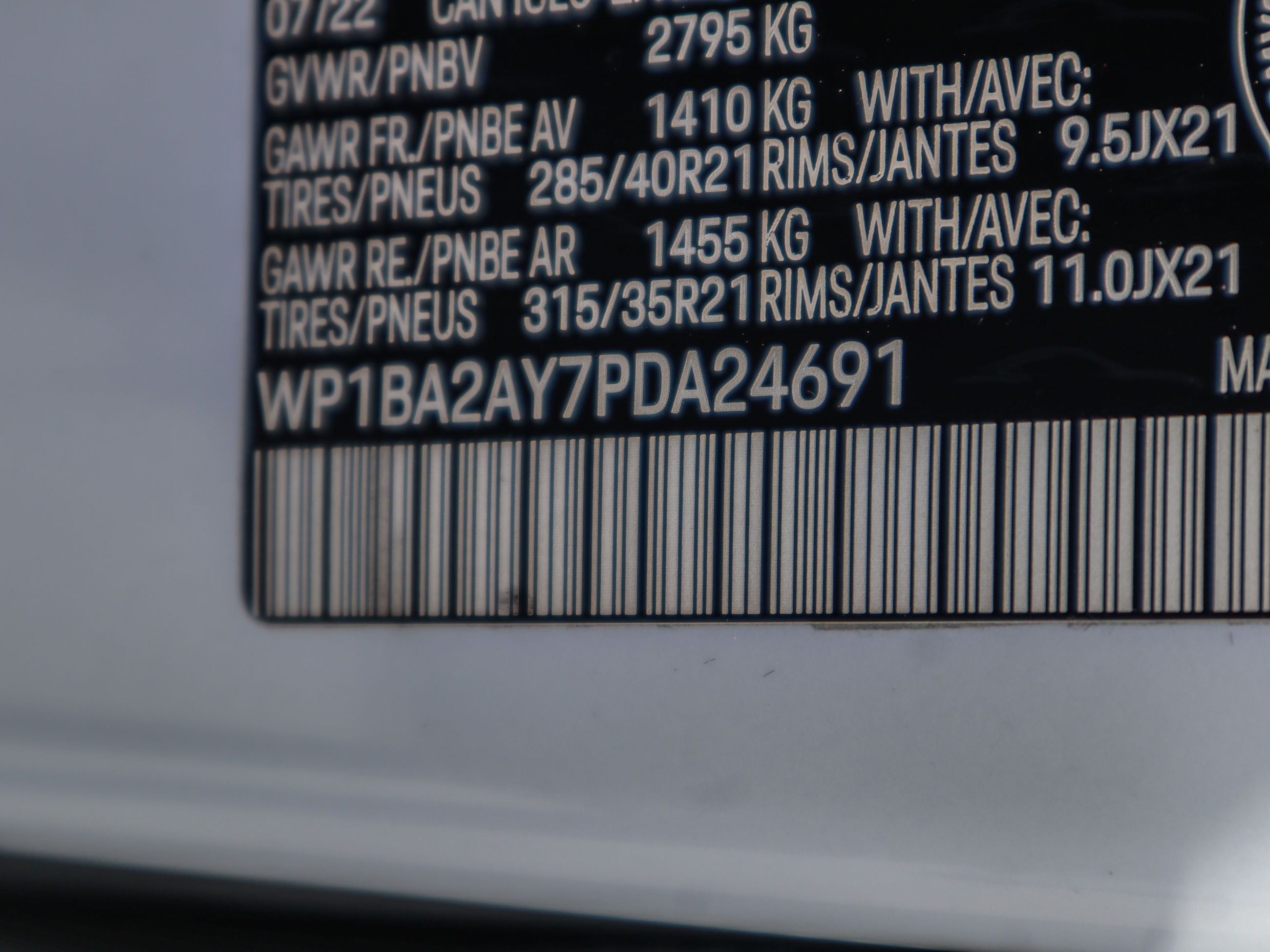 2023 Porsche Cayenne in Vancouver, British Columbia