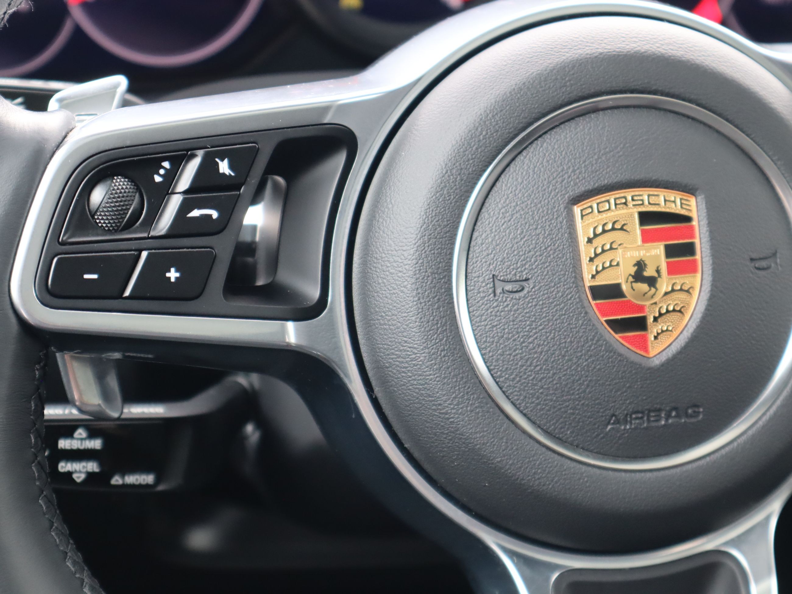 2023 Porsche Cayenne in Vancouver, British Columbia