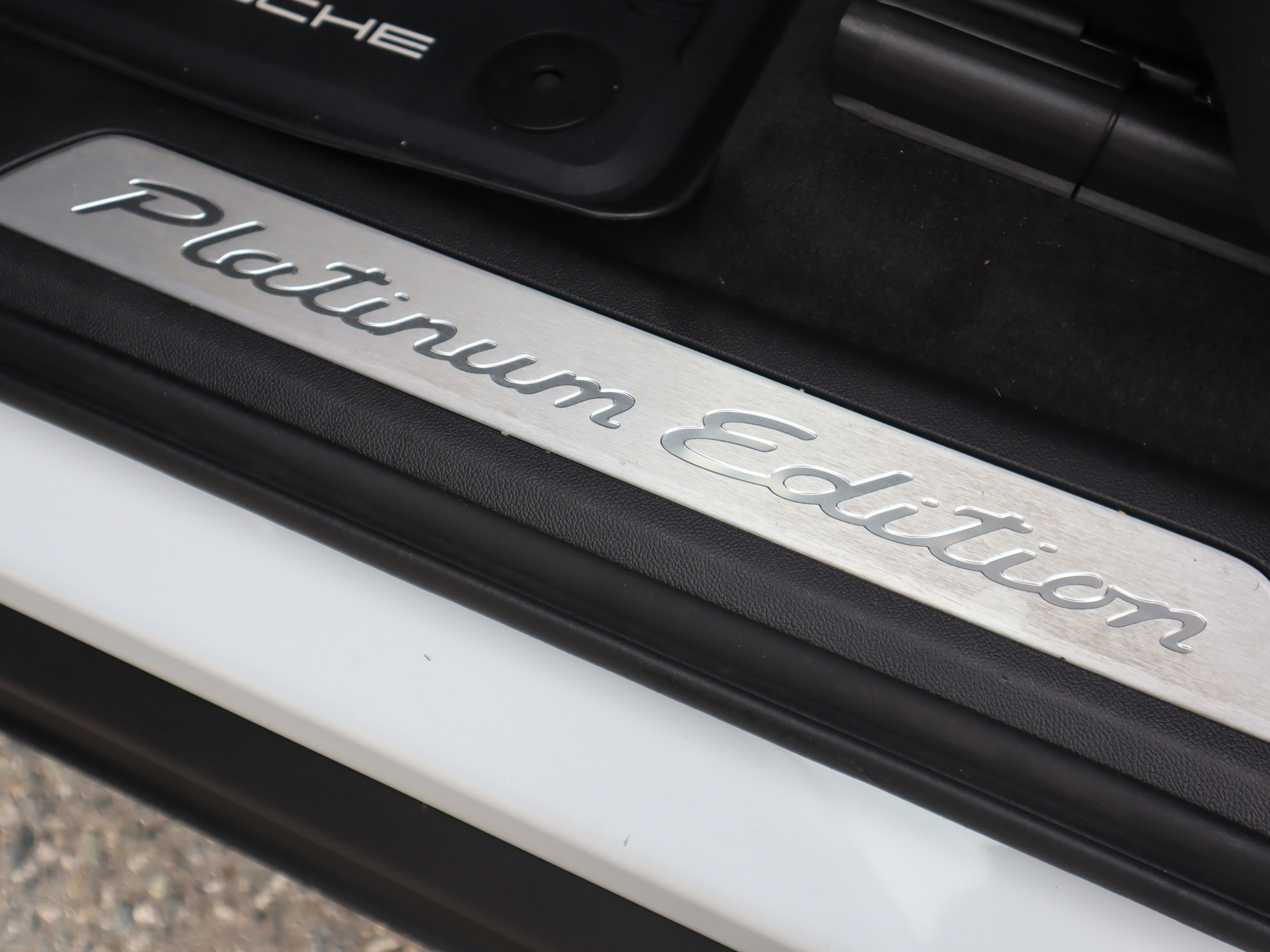 2023 Porsche Cayenne in Vancouver, British Columbia