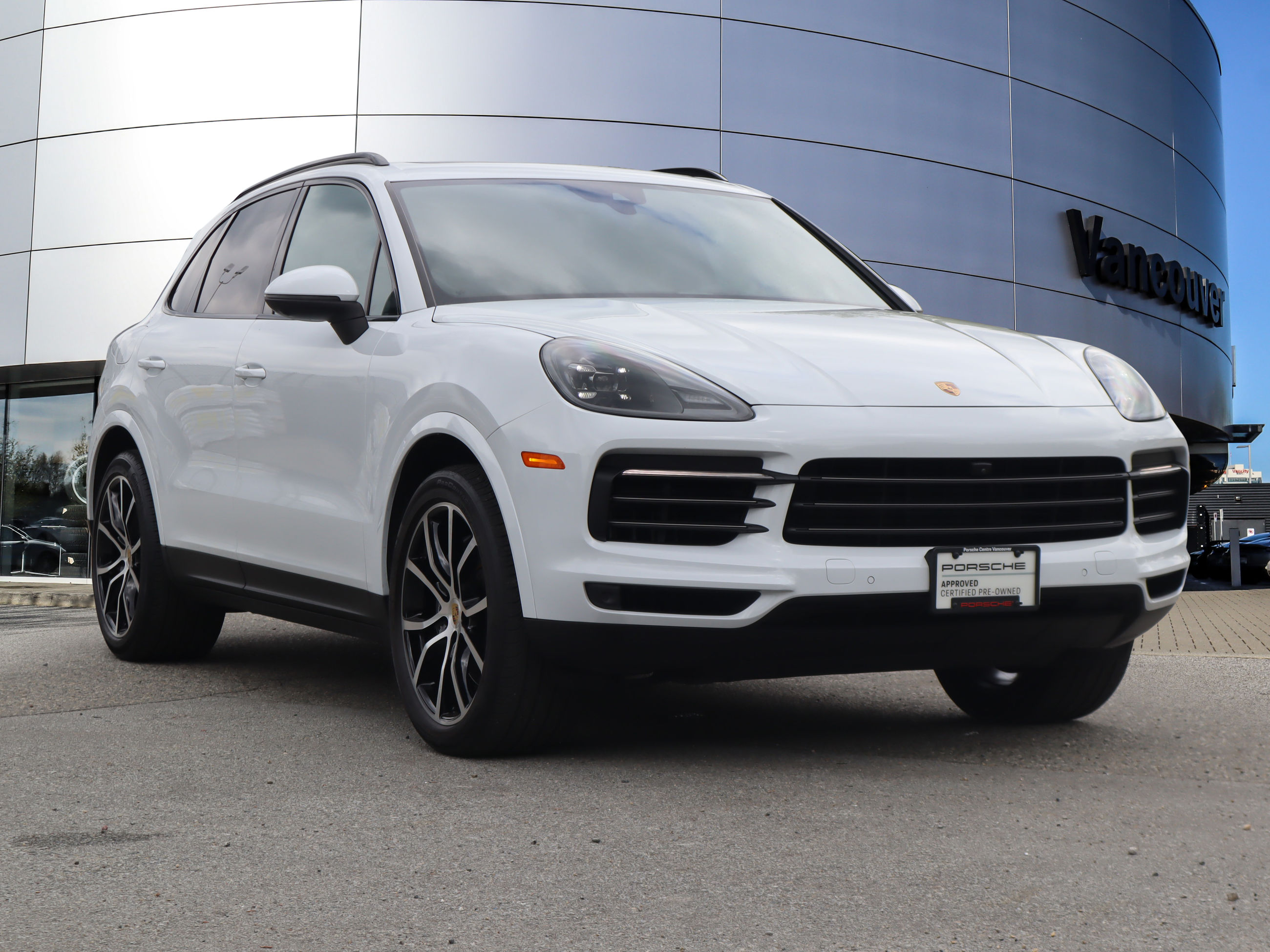 2023 Porsche Cayenne in Vancouver, British Columbia