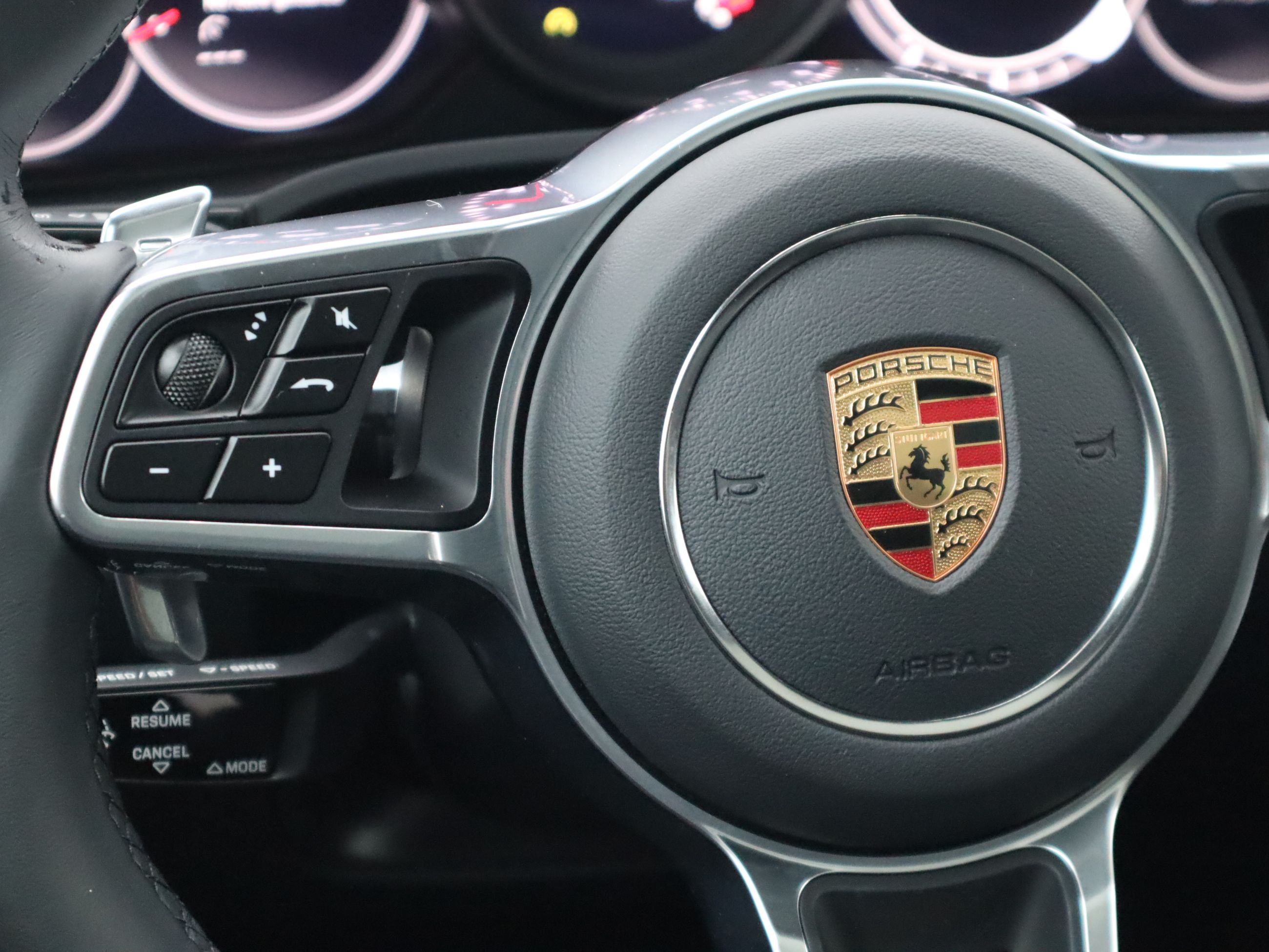 Porsche Cayenne  2023 à Vancouver, Colombie-Britannique