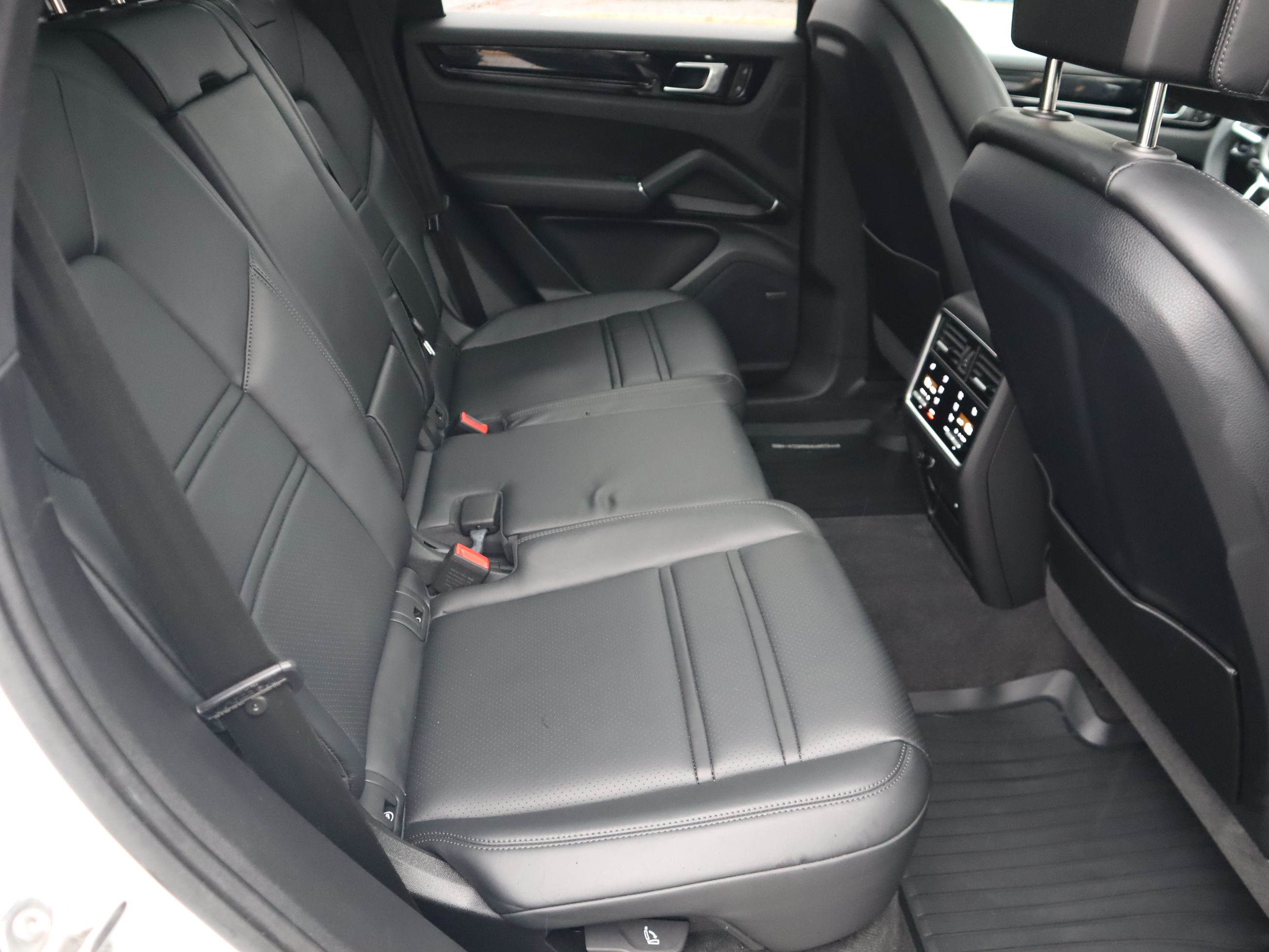 Porsche Cayenne  2023 à Vancouver, Colombie-Britannique