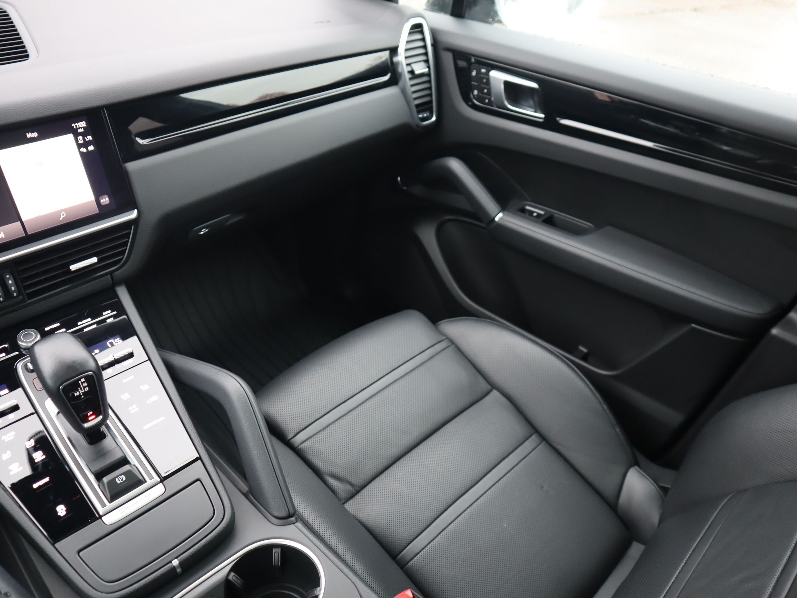 Porsche Cayenne  2023 à Vancouver, Colombie-Britannique