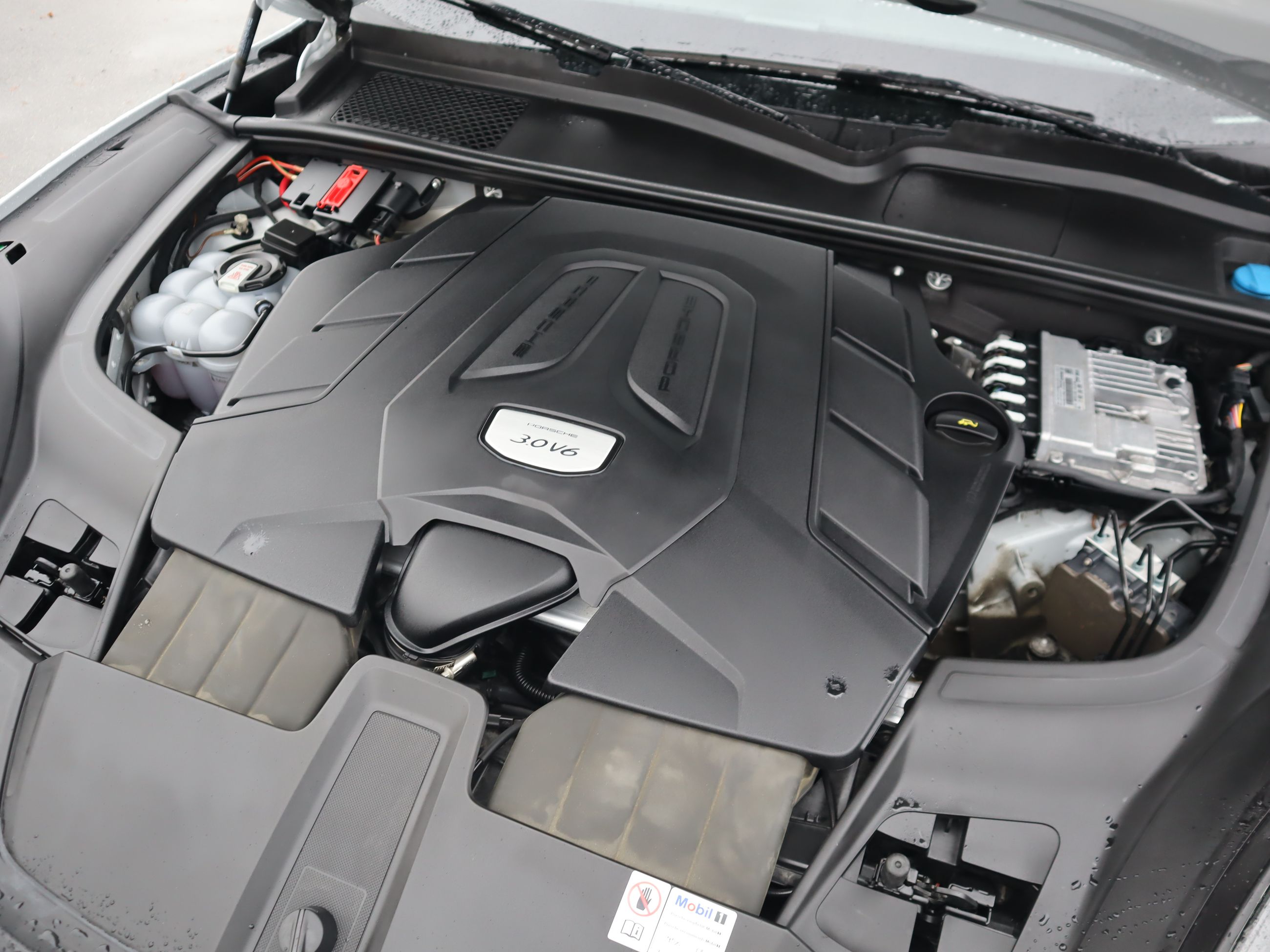 Porsche Cayenne  2023 à Vancouver, Colombie-Britannique