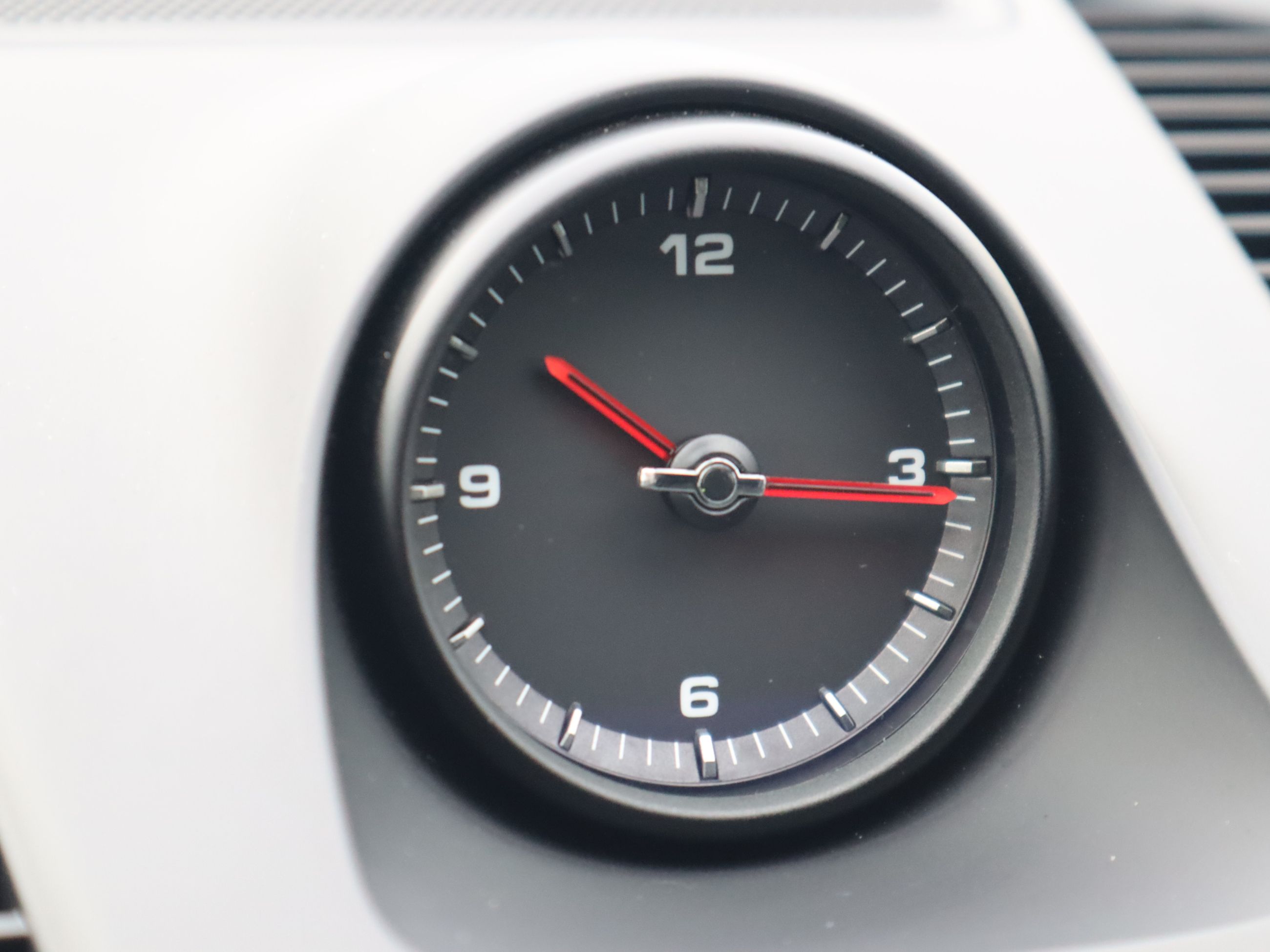 2023 Porsche Cayenne in Vancouver, British Columbia