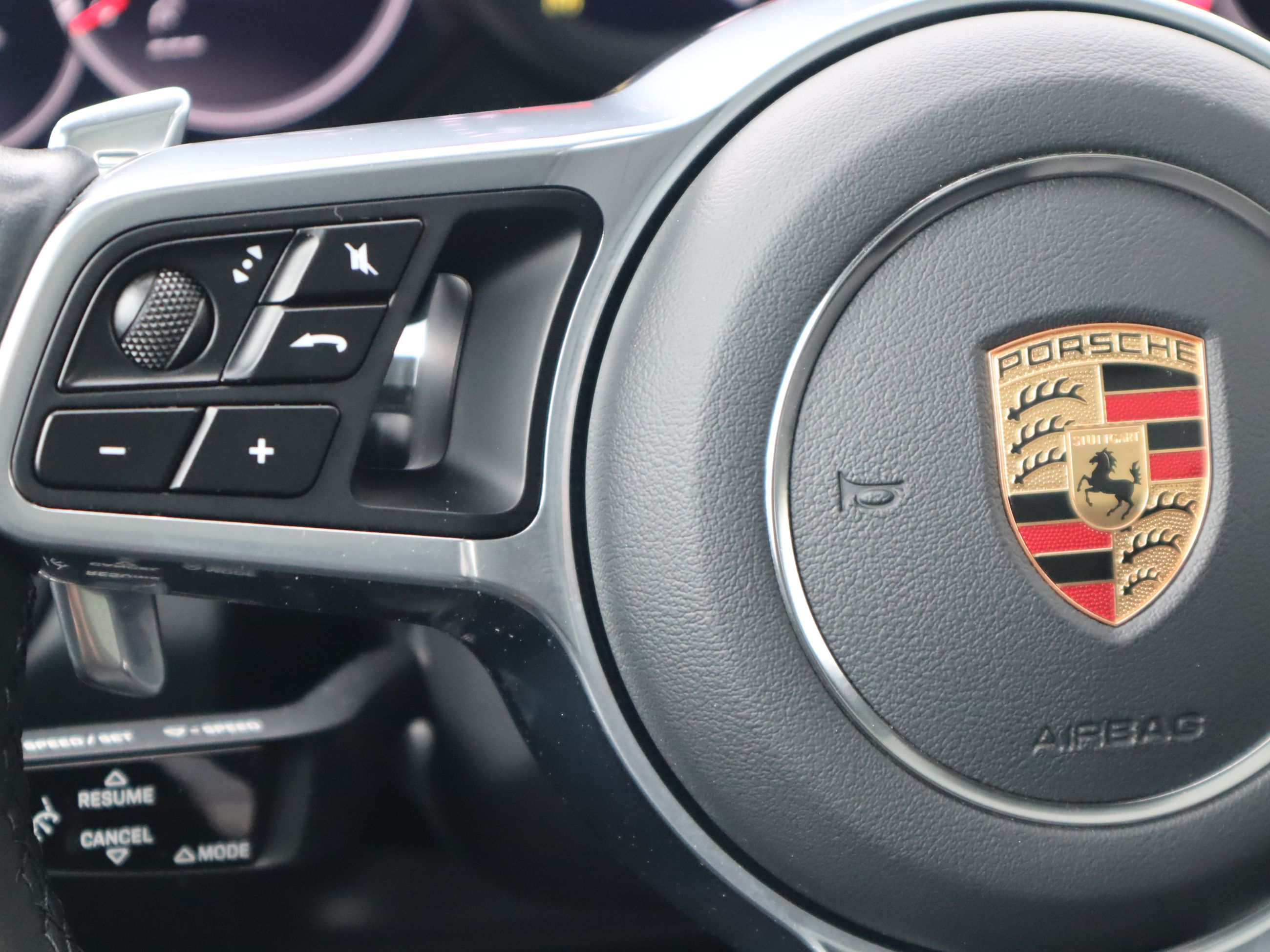 2023 Porsche Cayenne in Vancouver, British Columbia