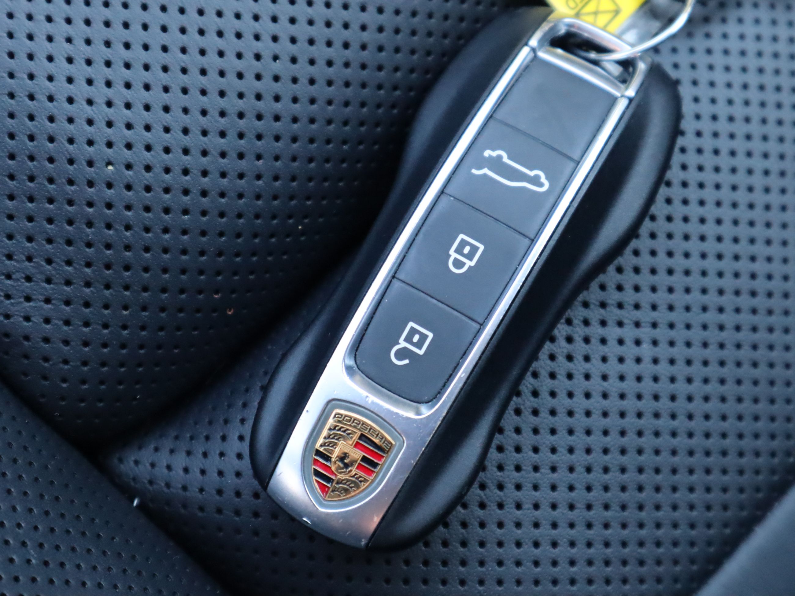 2023 Porsche Cayenne in Vancouver, British Columbia