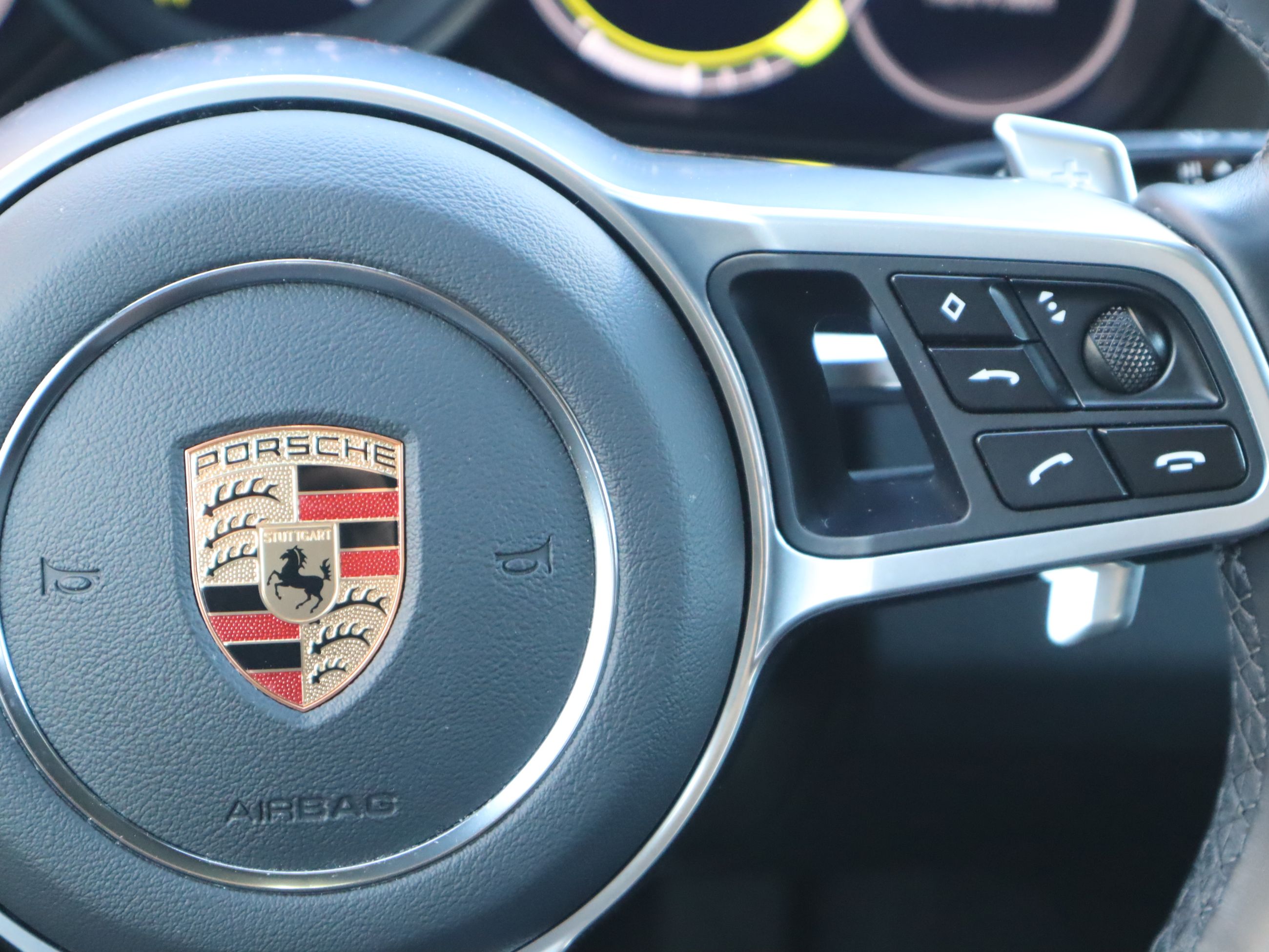 2023 Porsche Cayenne in Vancouver, British Columbia