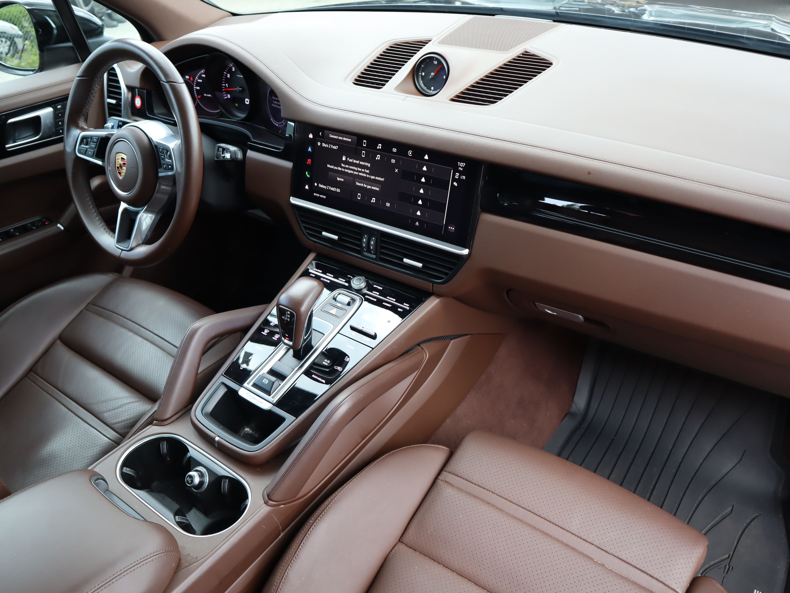 2023 Porsche Cayenne in Vancouver, British Columbia