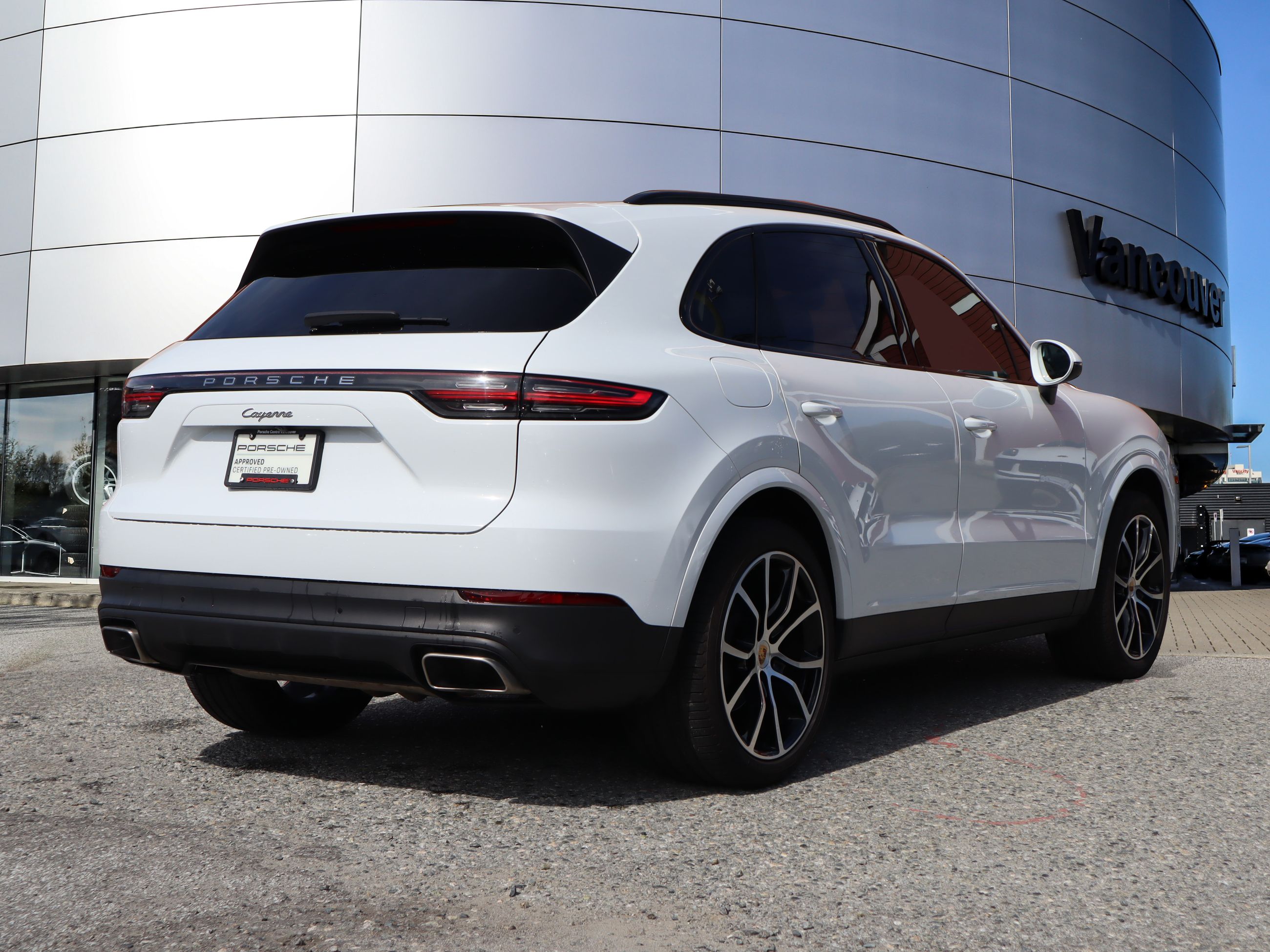 Porsche Cayenne  2023 à Vancouver, Colombie-Britannique