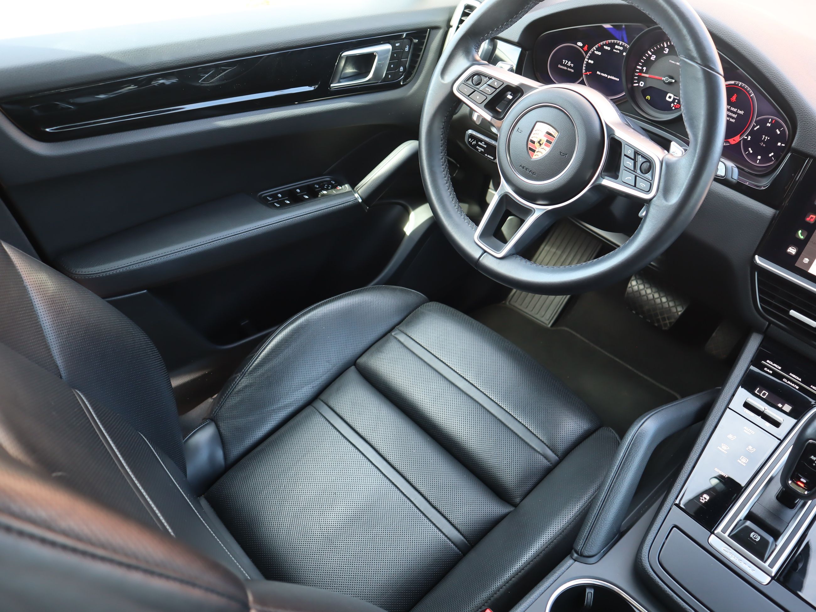 Porsche Cayenne  2023 à Vancouver, Colombie-Britannique