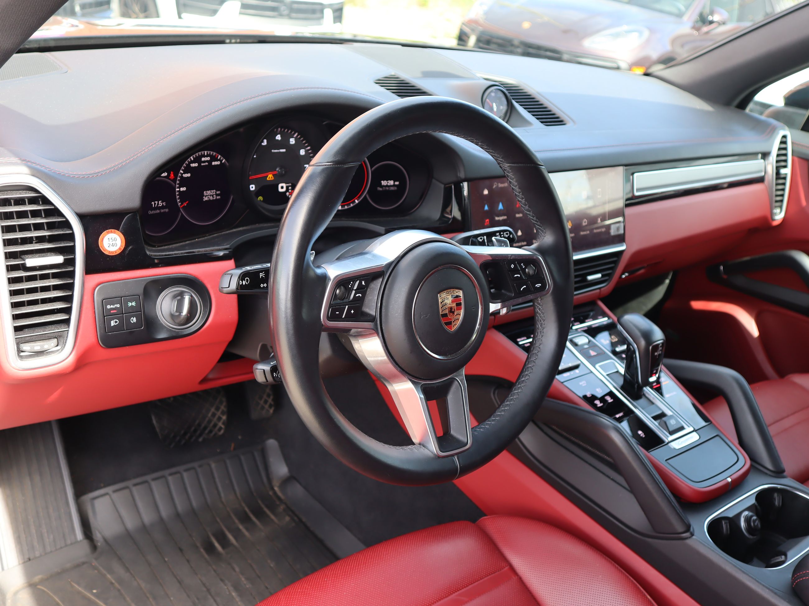 2023 Porsche Cayenne in Vancouver, British Columbia