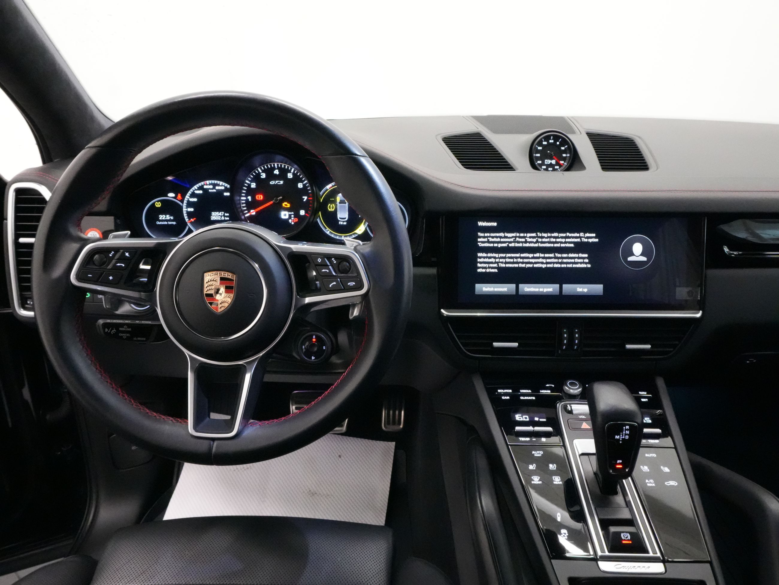 Porsche Cayenne  2023 à Vancouver, Colombie-Britannique