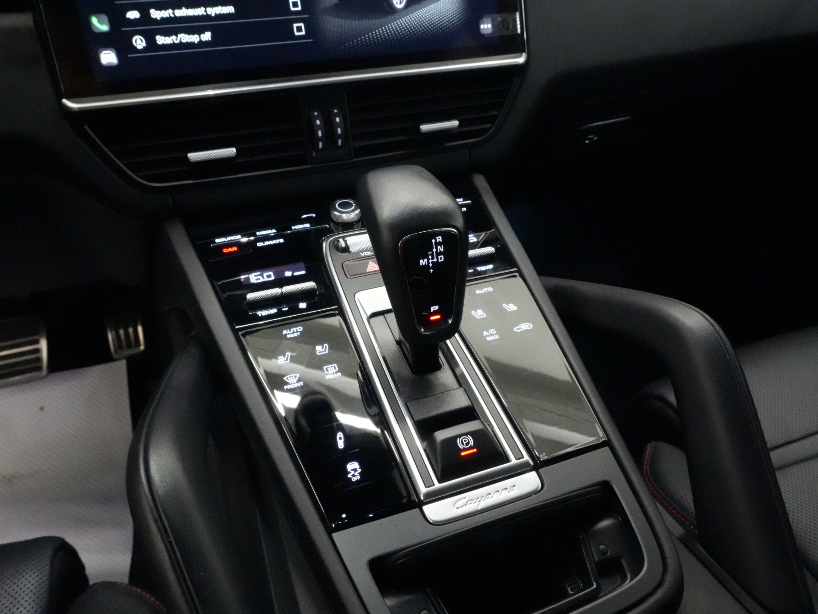Porsche Cayenne  2023 à Vancouver, Colombie-Britannique