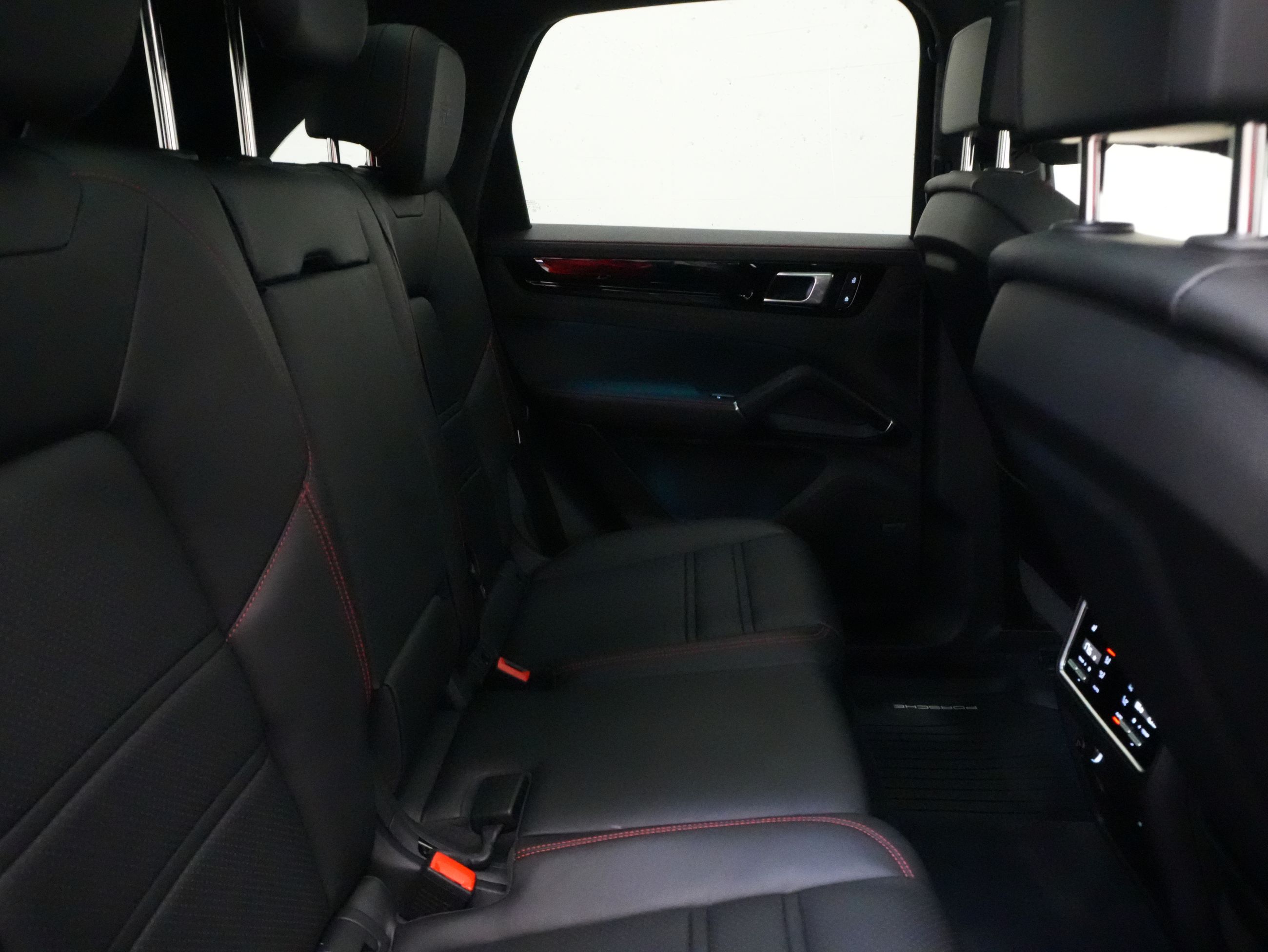 Porsche Cayenne  2023 à Vancouver, Colombie-Britannique