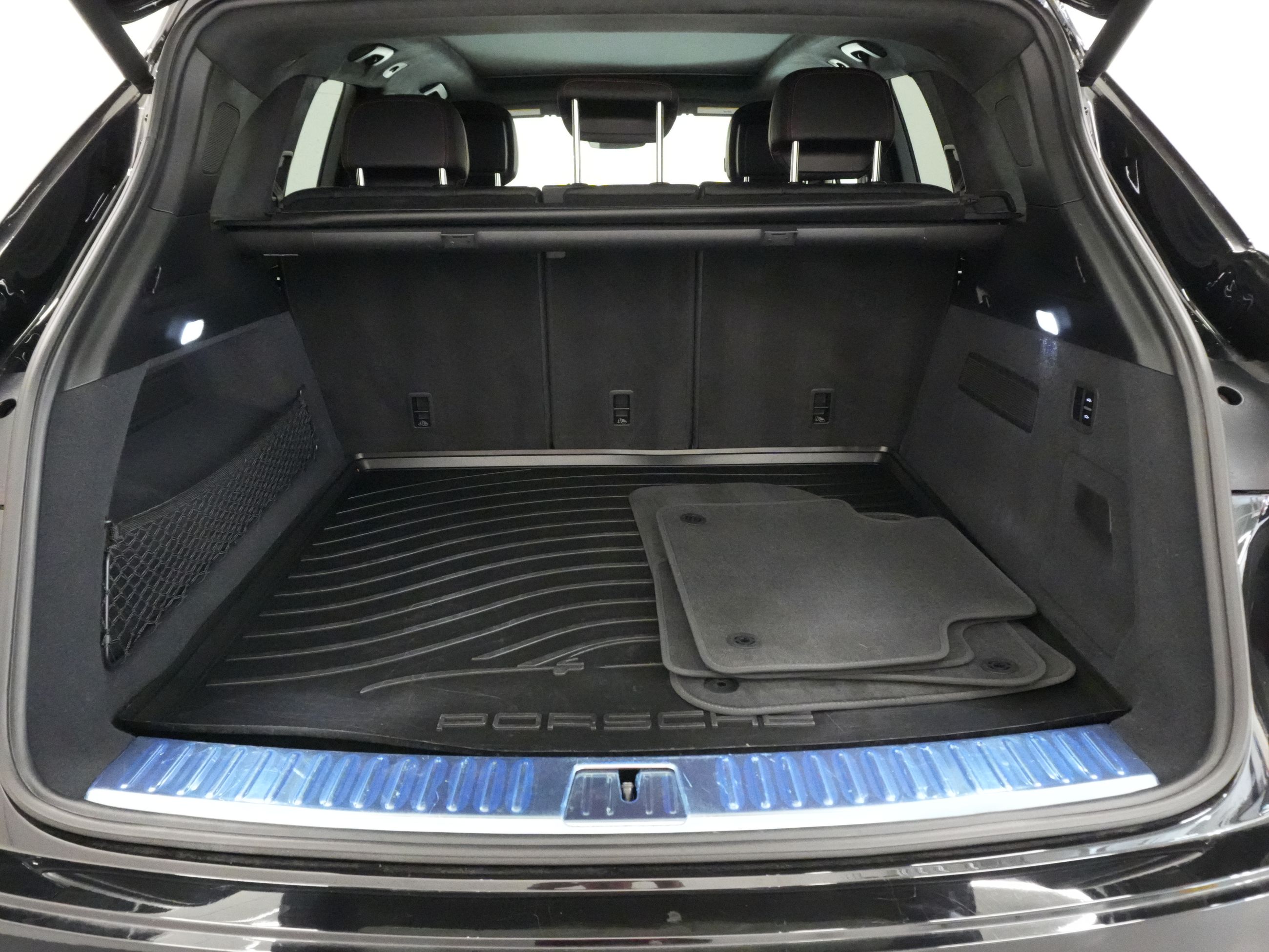 Porsche Cayenne  2023 à Vancouver, Colombie-Britannique