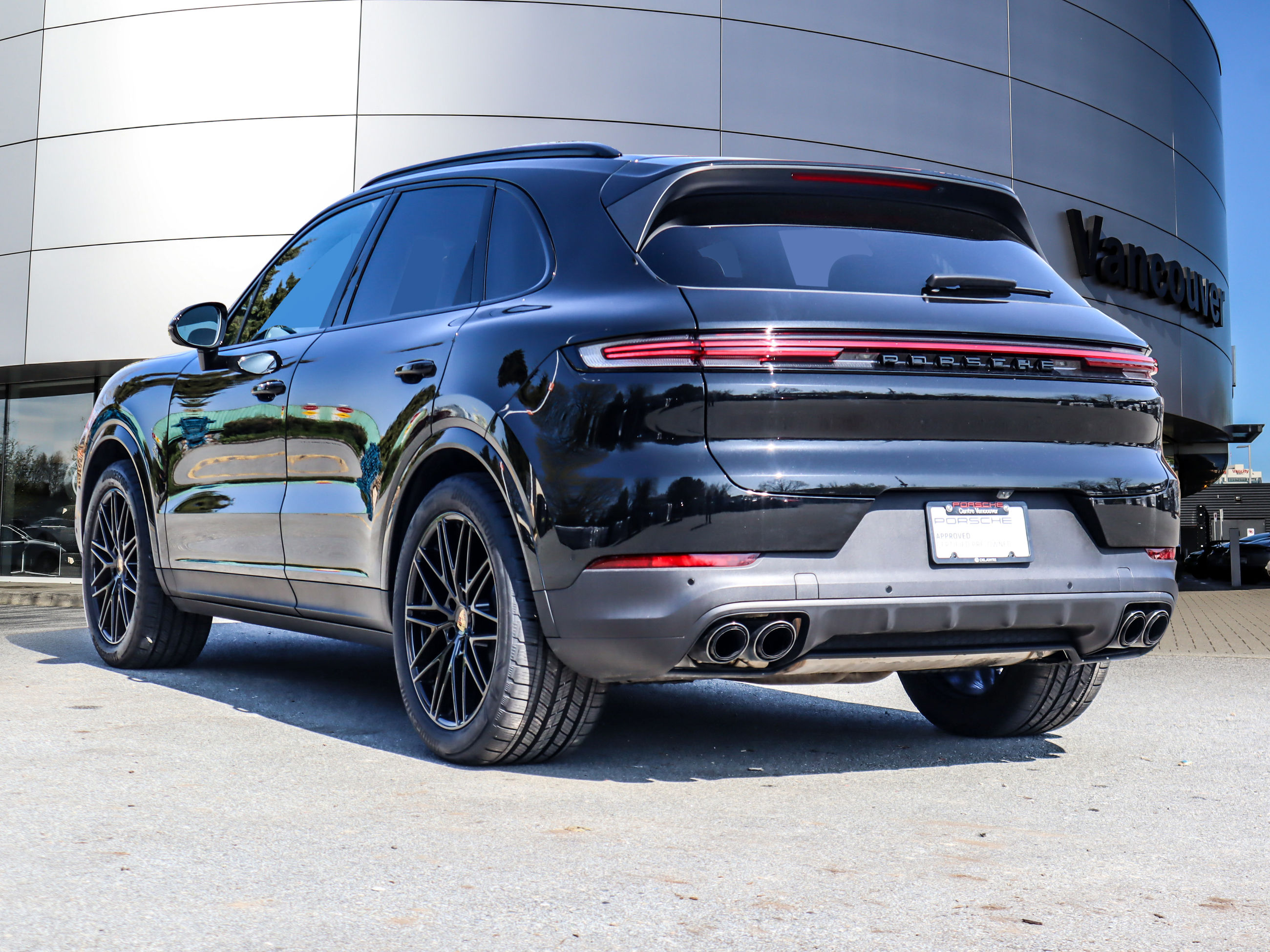 2024 Porsche Cayenne in Vancouver, British Columbia
