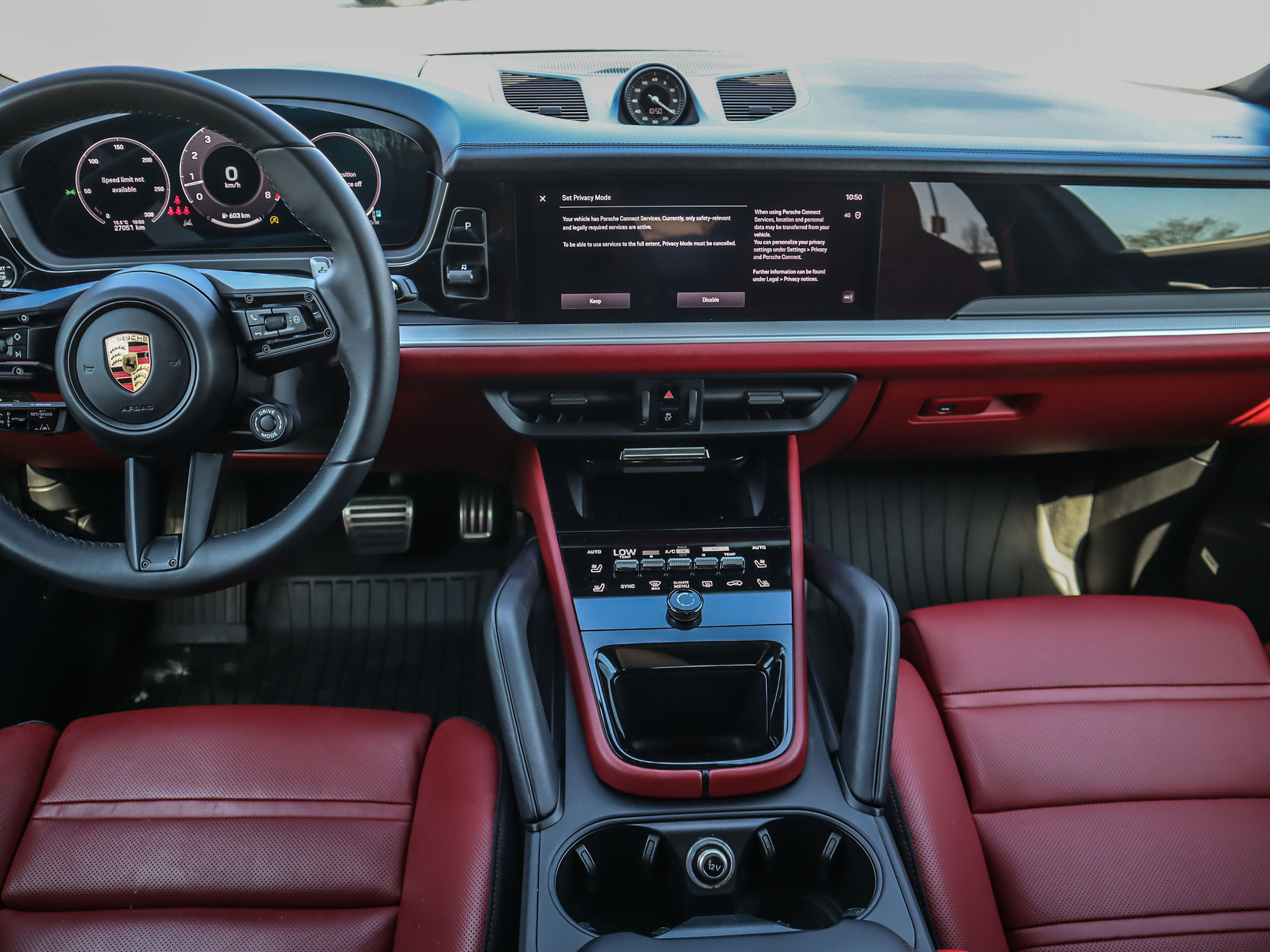 2024 Porsche Cayenne in Vancouver, British Columbia