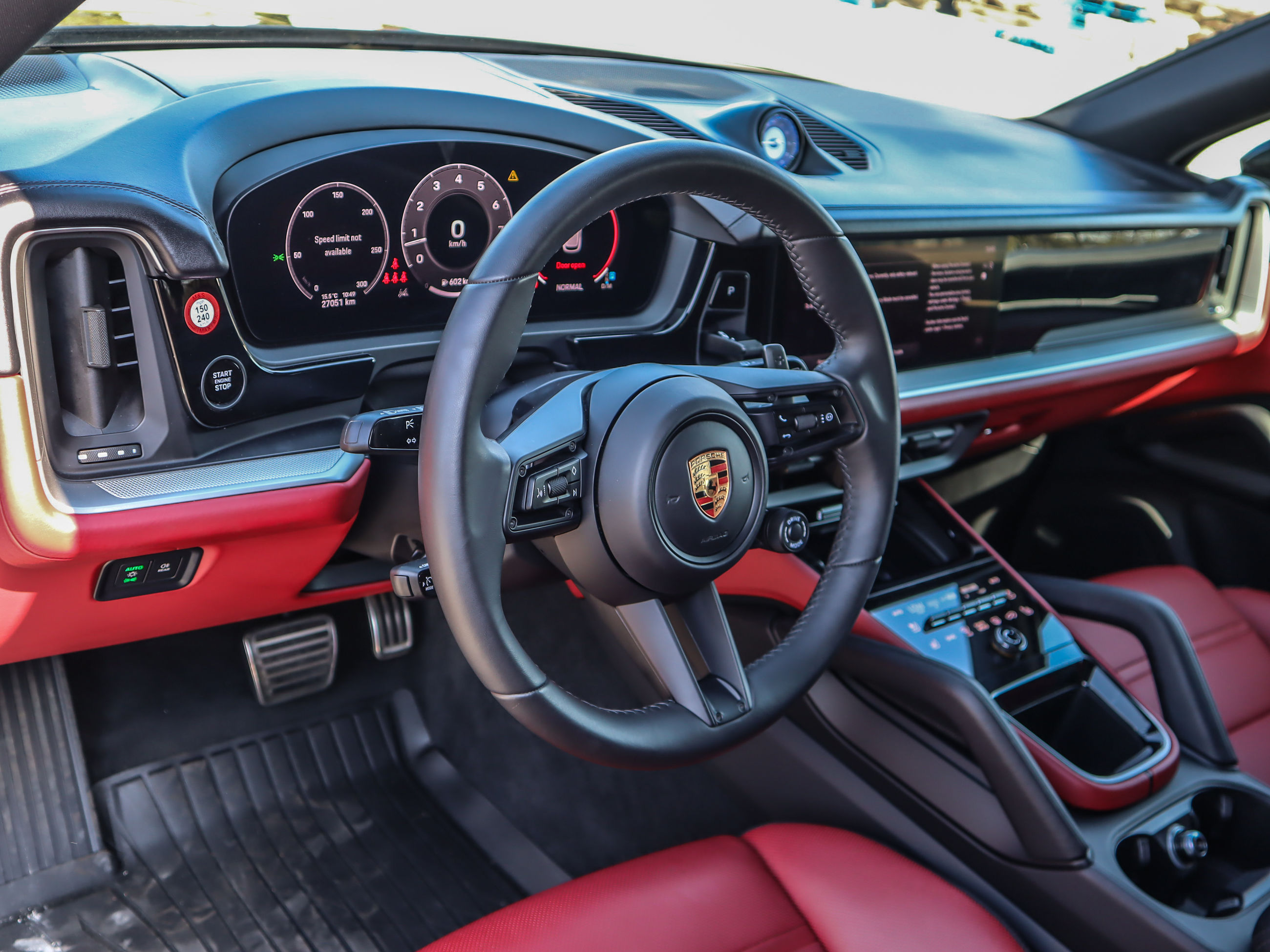 2024 Porsche Cayenne in Vancouver, British Columbia