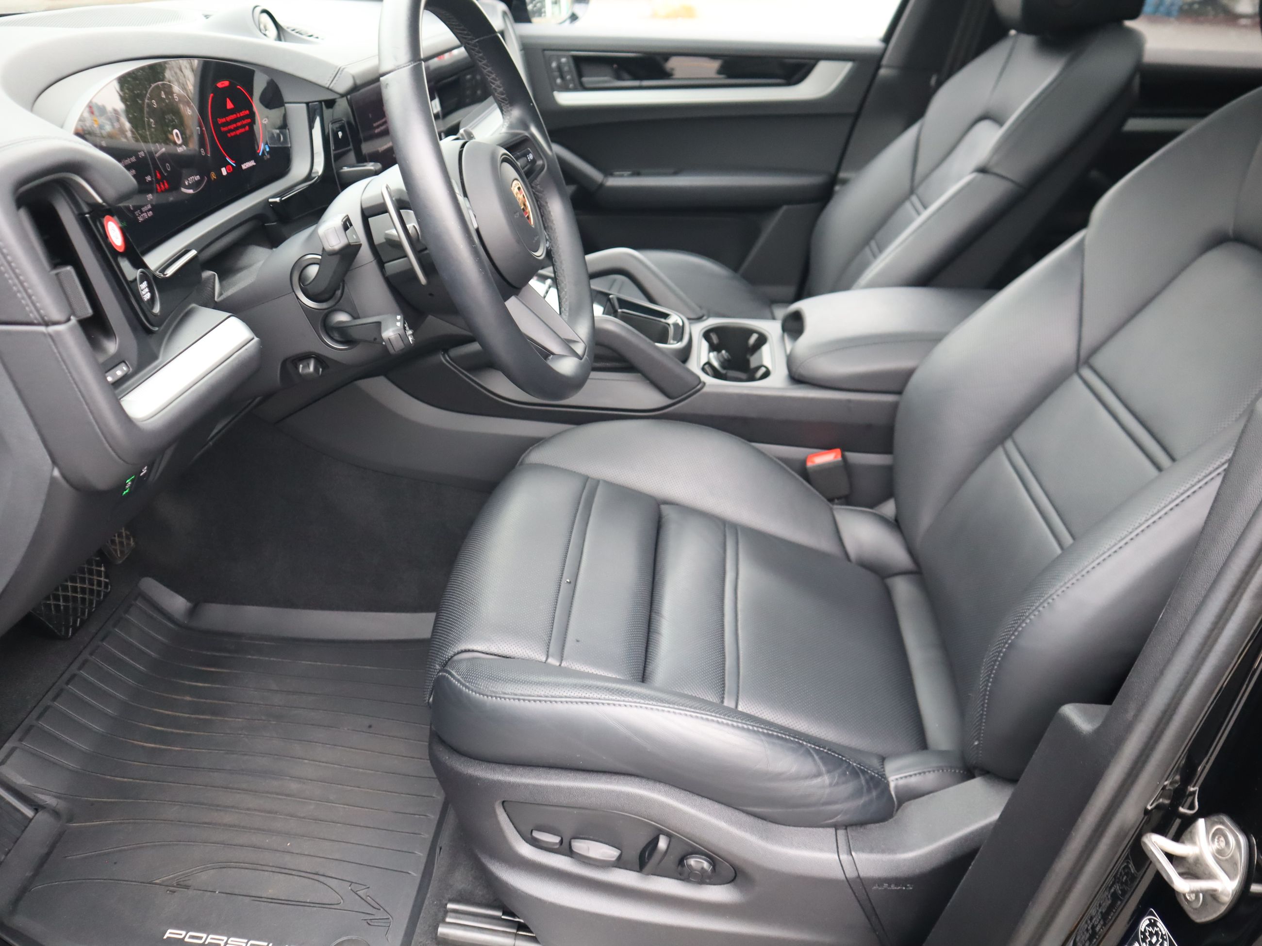 Porsche Cayenne  2024 à Vancouver, Colombie-Britannique