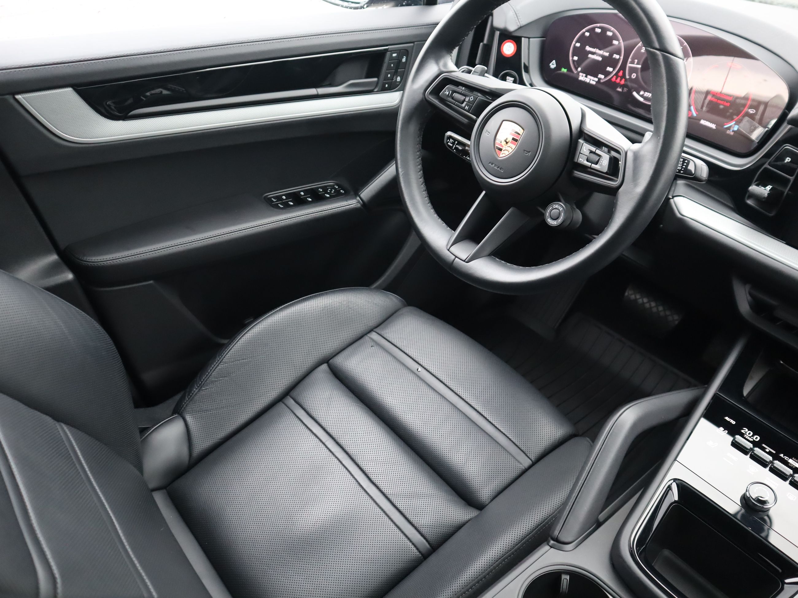 Porsche Cayenne  2024 à Vancouver, Colombie-Britannique