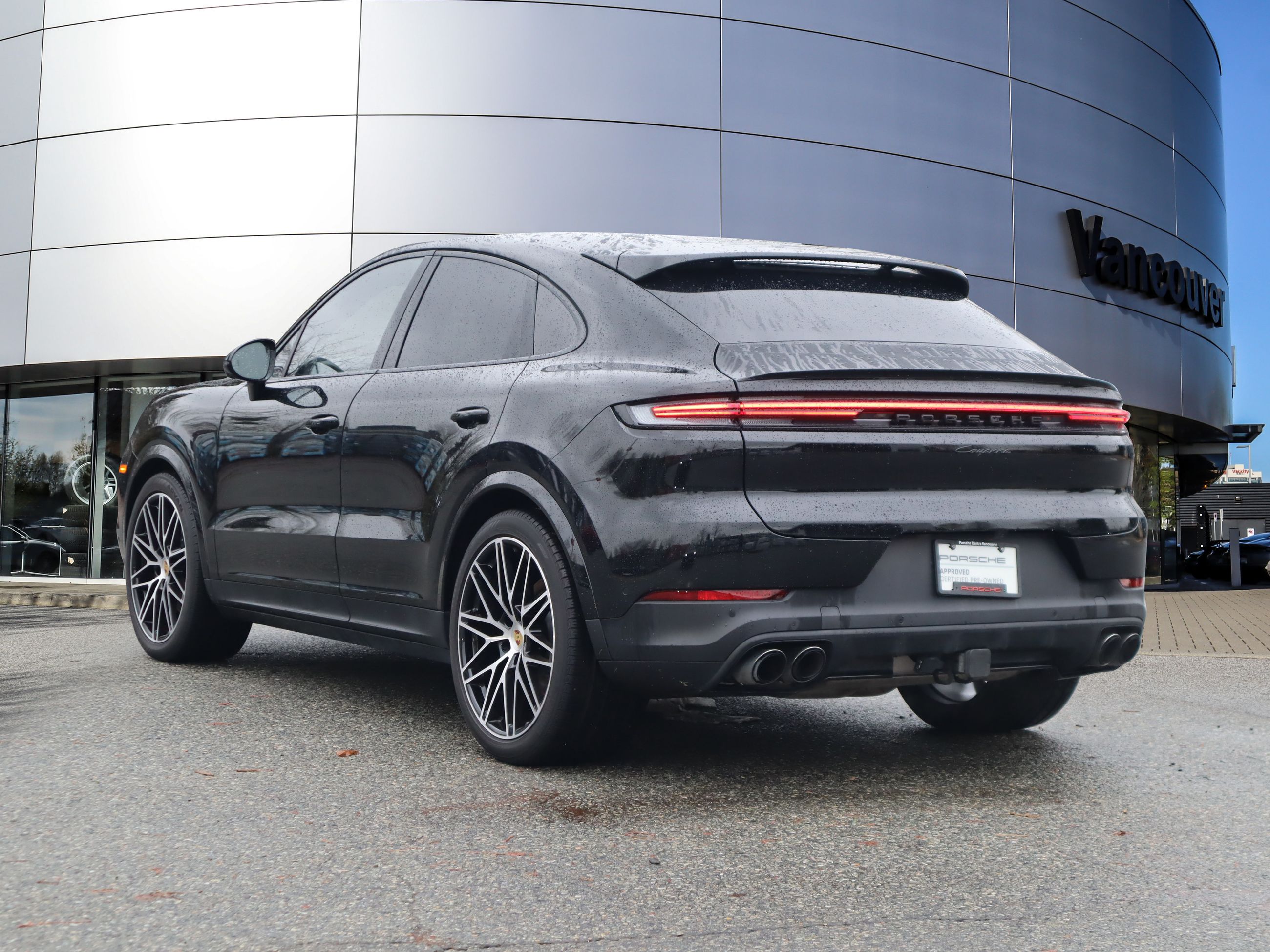Porsche Cayenne  2024 à Vancouver, Colombie-Britannique