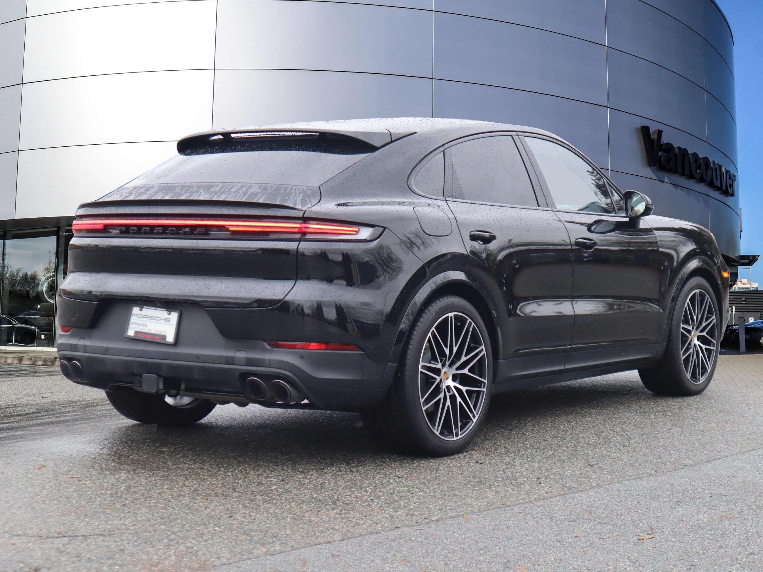 Porsche Cayenne  2024 à Vancouver, Colombie-Britannique