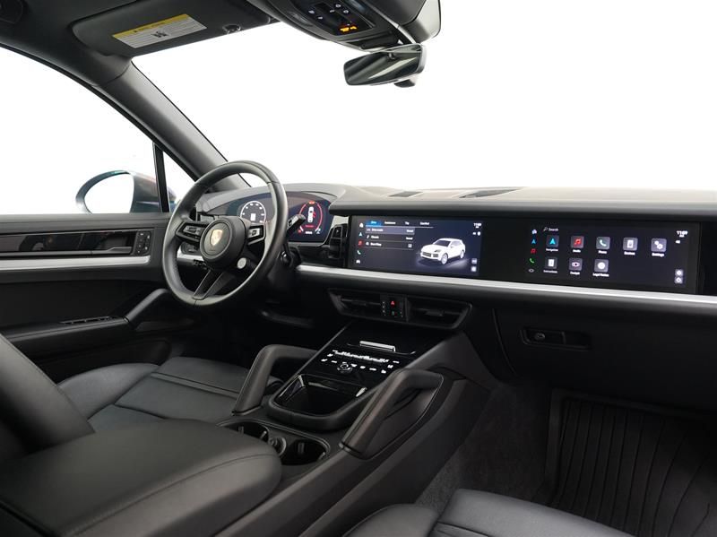 2024 Porsche Cayenne in Vancouver, British Columbia
