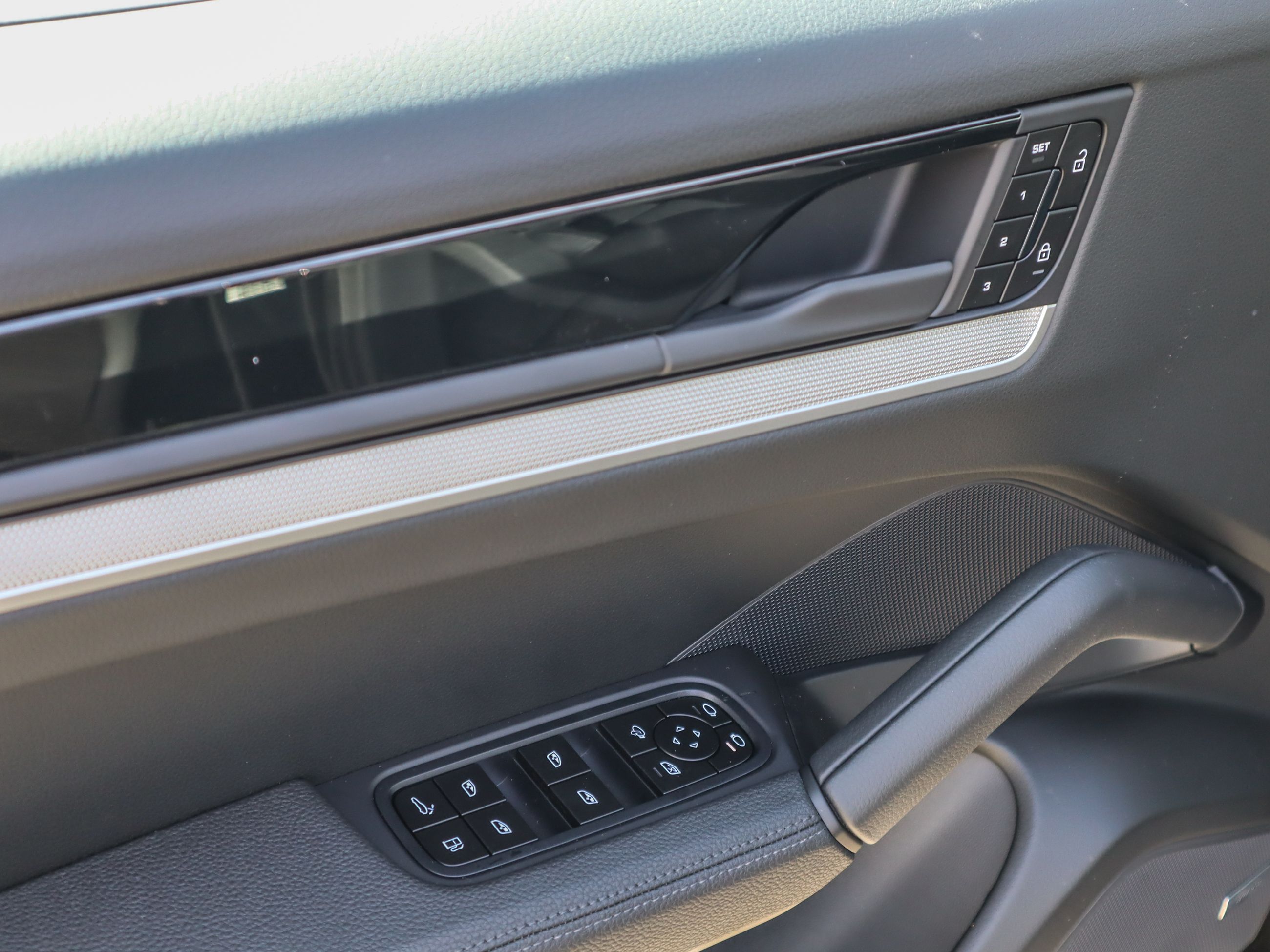 Porsche Cayenne  2025 à Vancouver, Colombie-Britannique