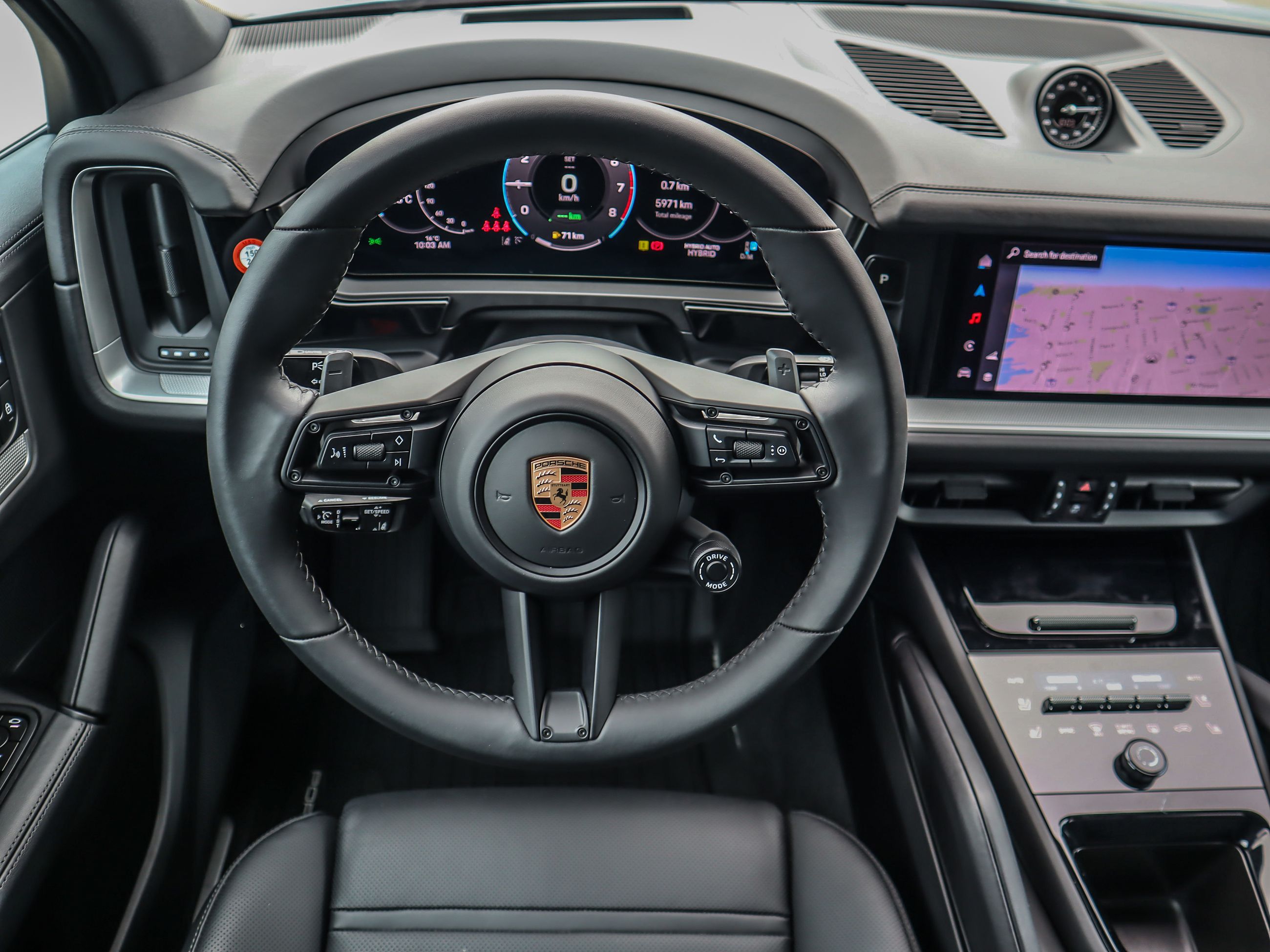 2025 Porsche Cayenne in Vancouver, British Columbia