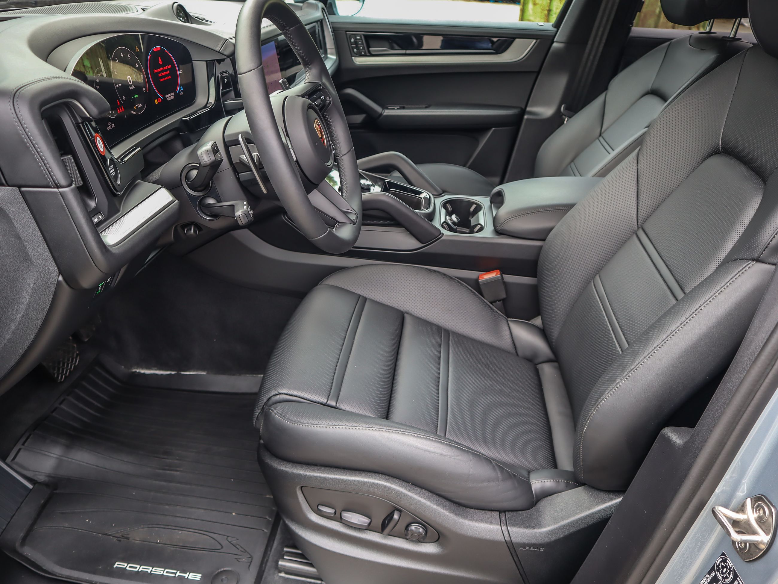 2025 Porsche Cayenne in Vancouver, British Columbia