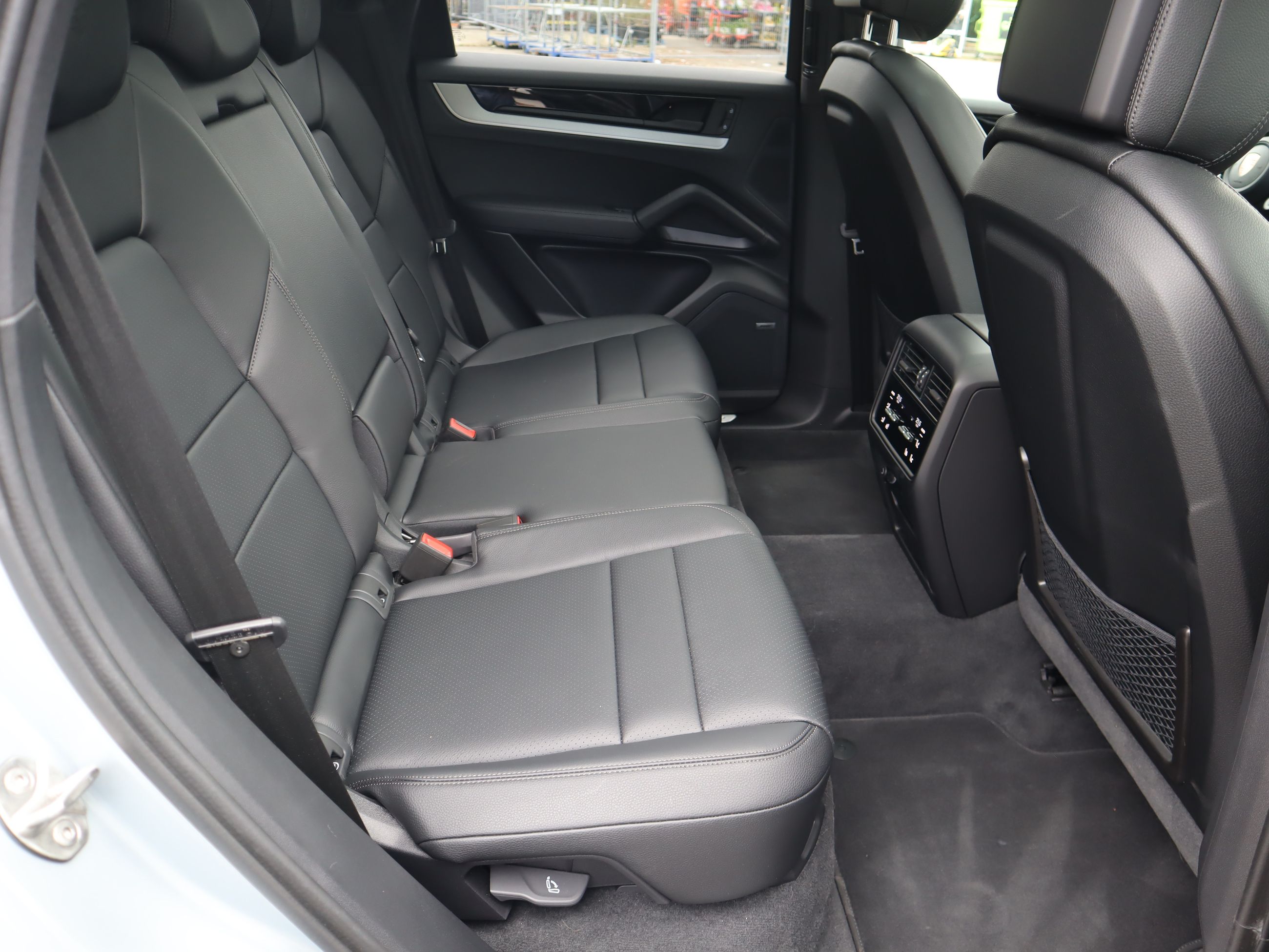 Porsche Cayenne  2025 à Vancouver, Colombie-Britannique