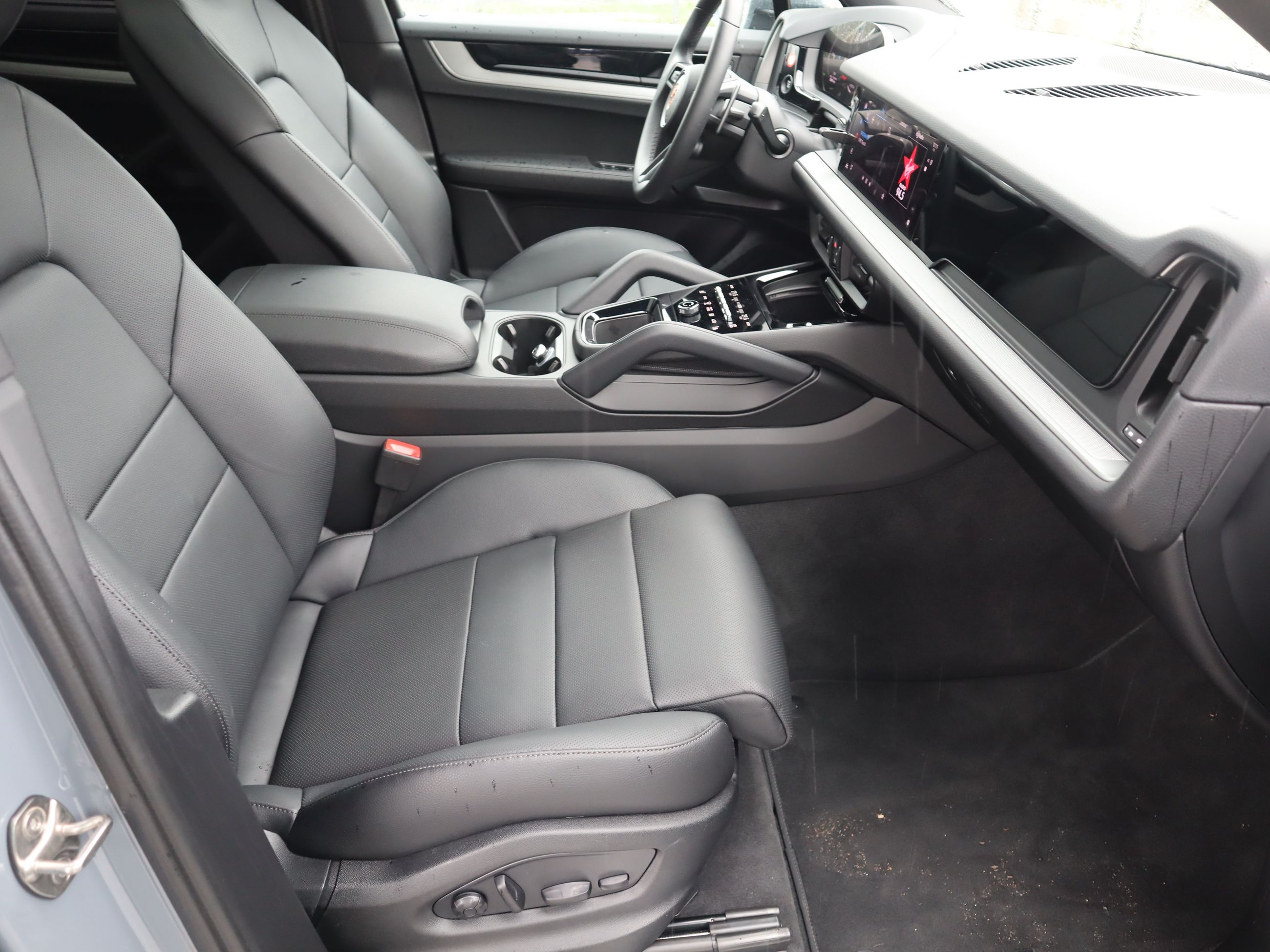 Porsche Cayenne  2025 à Vancouver, Colombie-Britannique