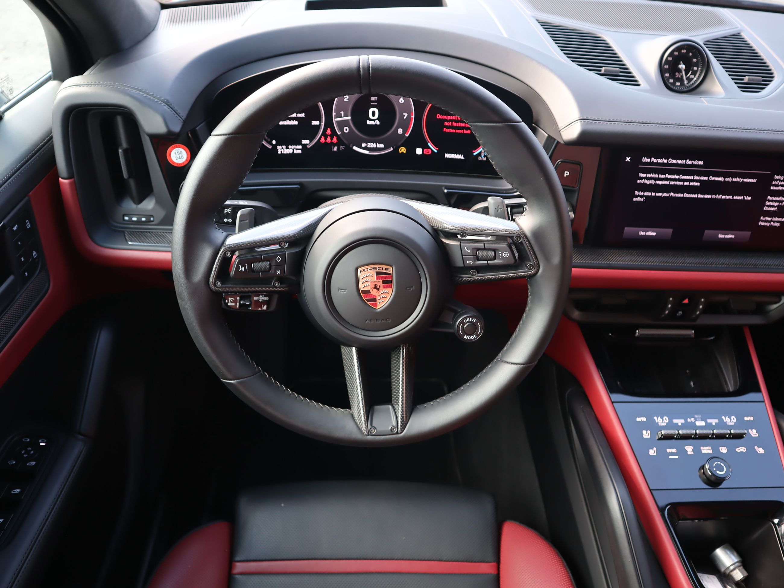 2025 Porsche Cayenne in Vancouver, British Columbia