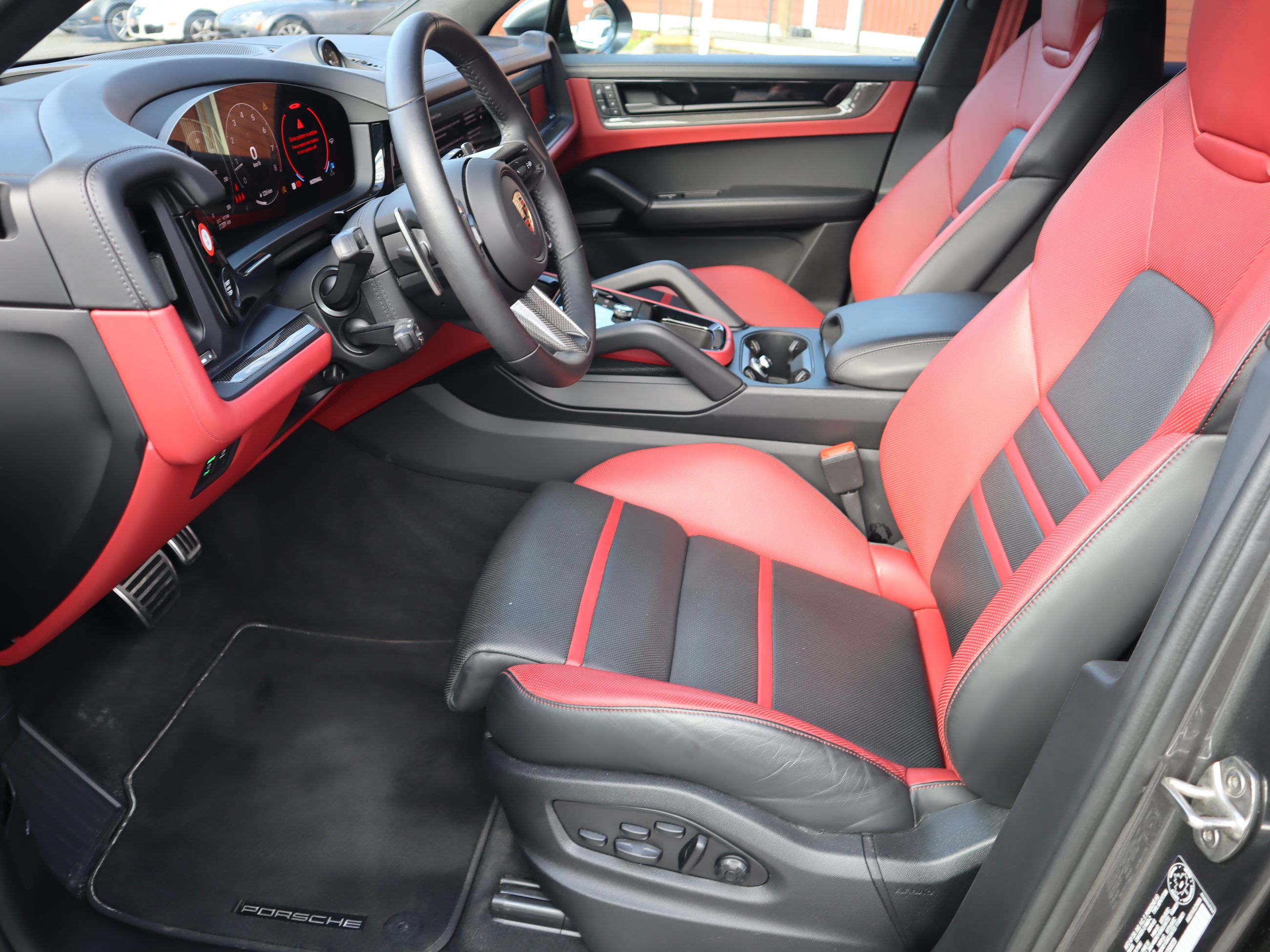 2025 Porsche Cayenne in Vancouver, British Columbia