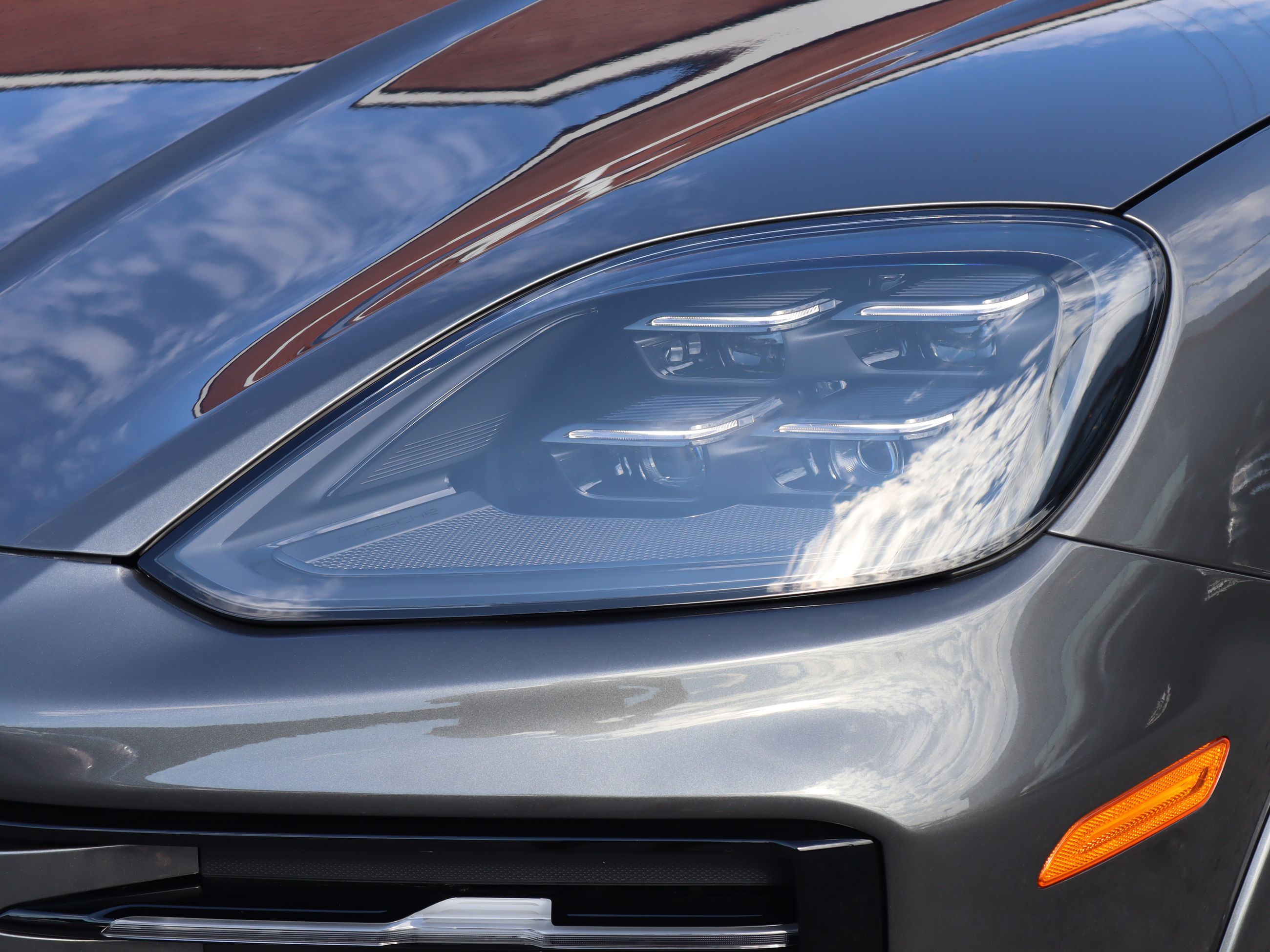 2025 Porsche Cayenne in Vancouver, British Columbia