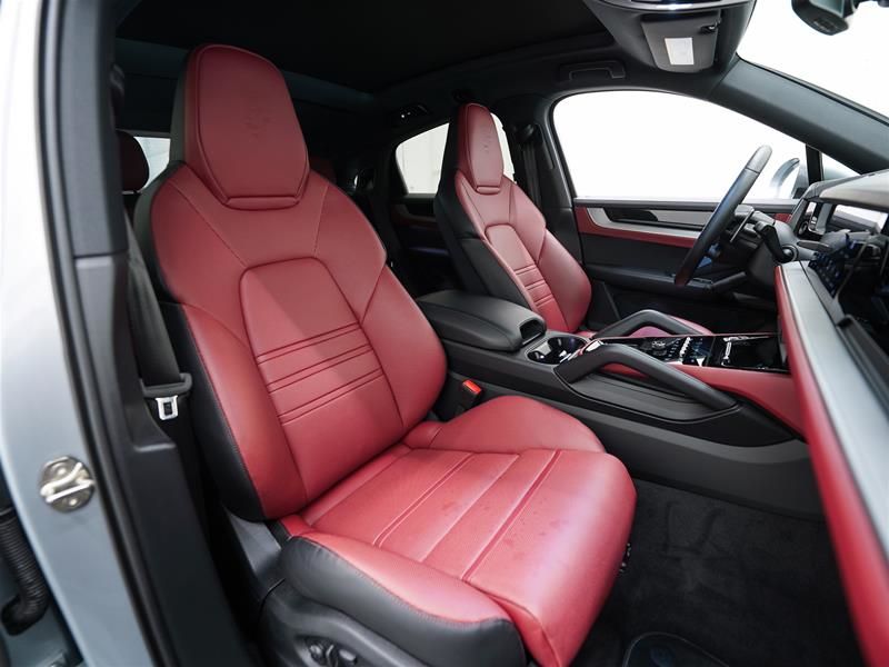 Porsche Cayenne  2025 à Vancouver, Colombie-Britannique