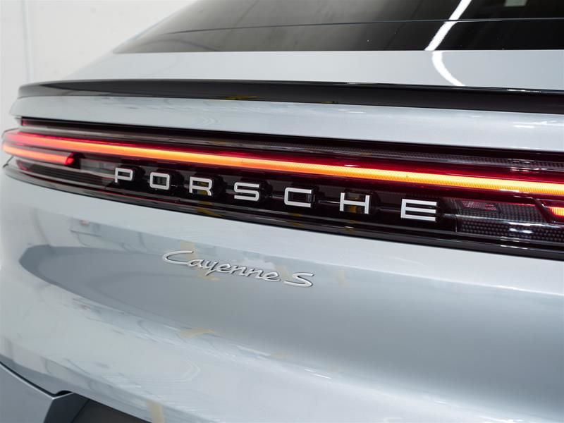 Porsche Cayenne  2025 à Vancouver, Colombie-Britannique