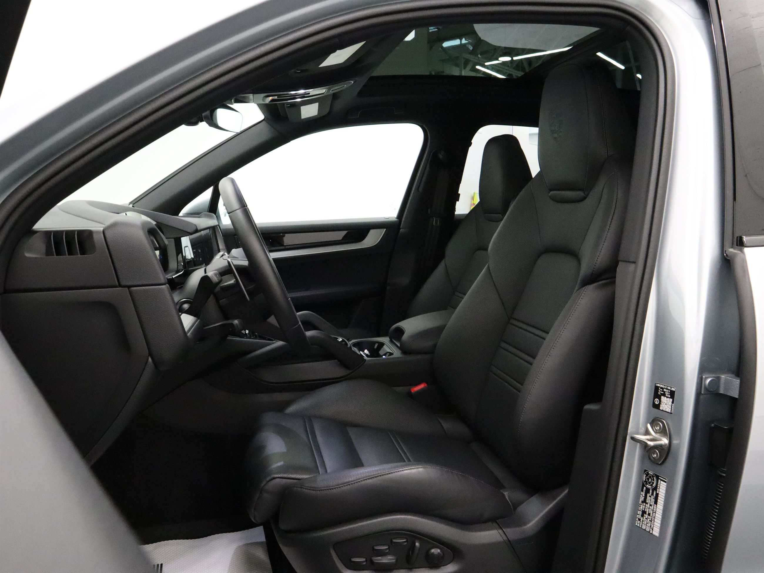 2026 Porsche Cayenne in Vancouver, British Columbia